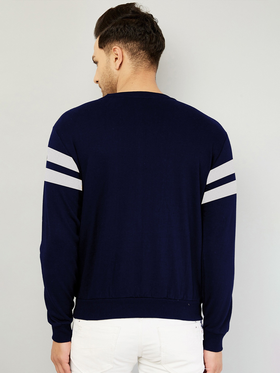 

AUSK Men Blue Checked Sweatshirt