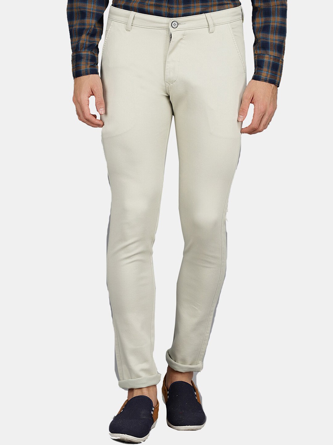 

V-Mart Men Green Classic Slim Fit Chinos Trouser