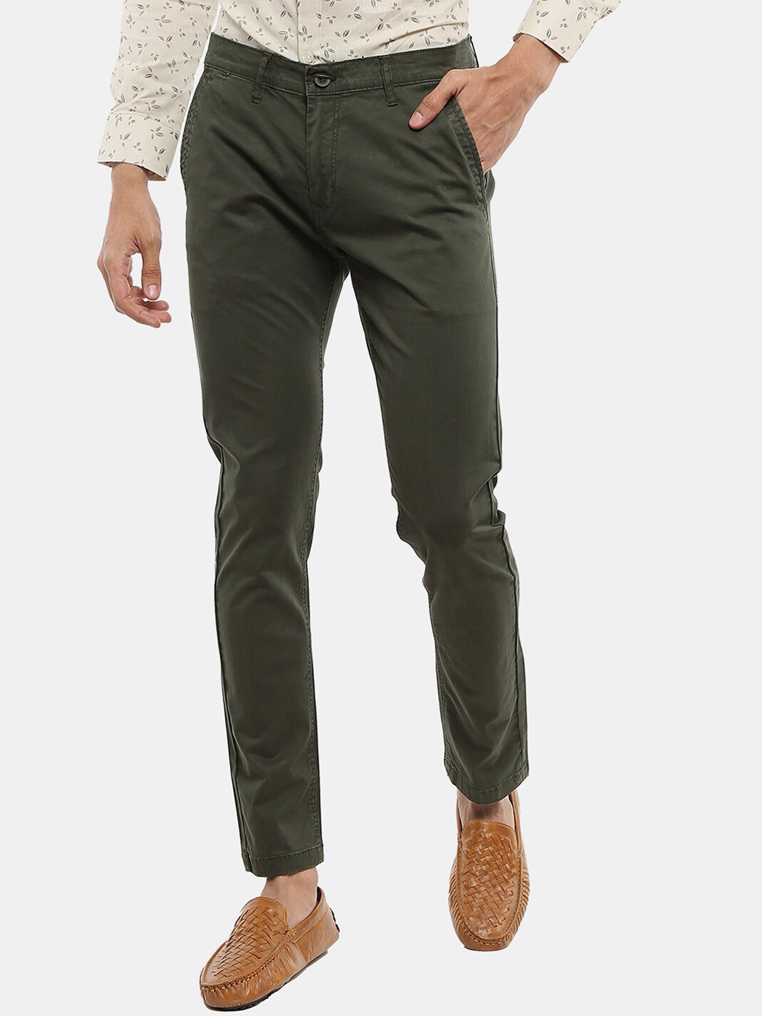 

V-Mart Men Olive Green Classic Cotton Chinos Trouser