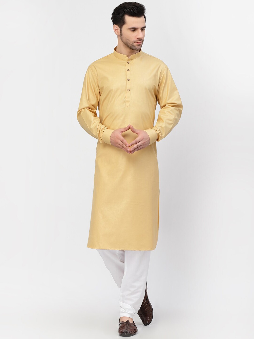 

MOHANLAL SONS Men Gold-Toned Pure Cotton Kurta with Churidar