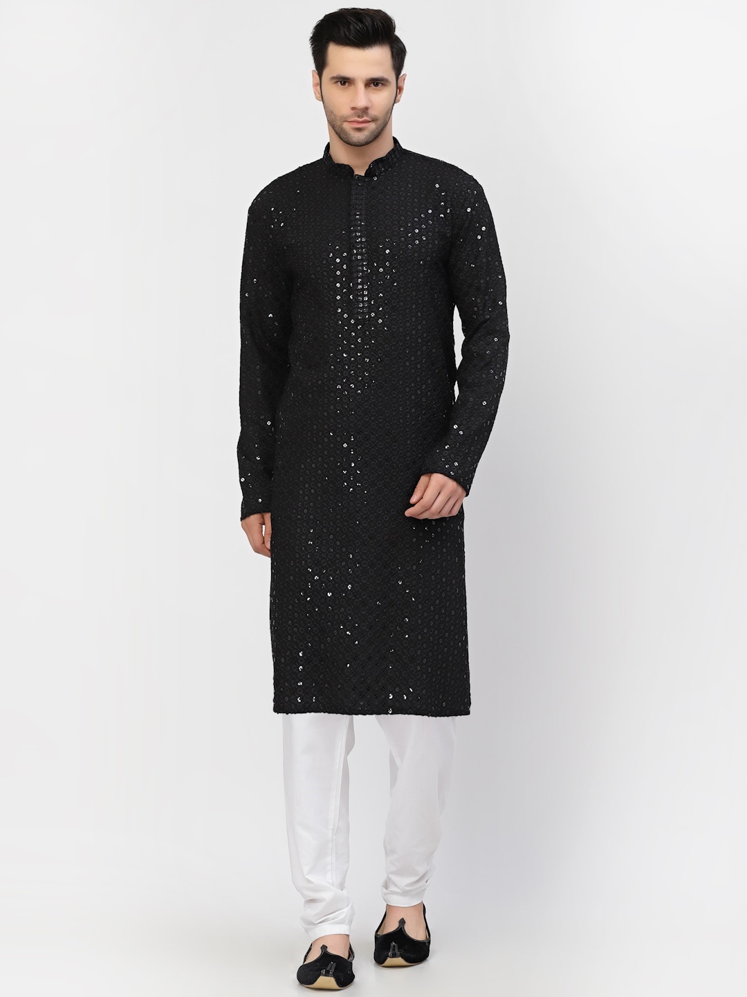 

MOHANLAL SONS Men Black Floral Embroidered Sequinned Pure Cotton Kurta with Pyjamas