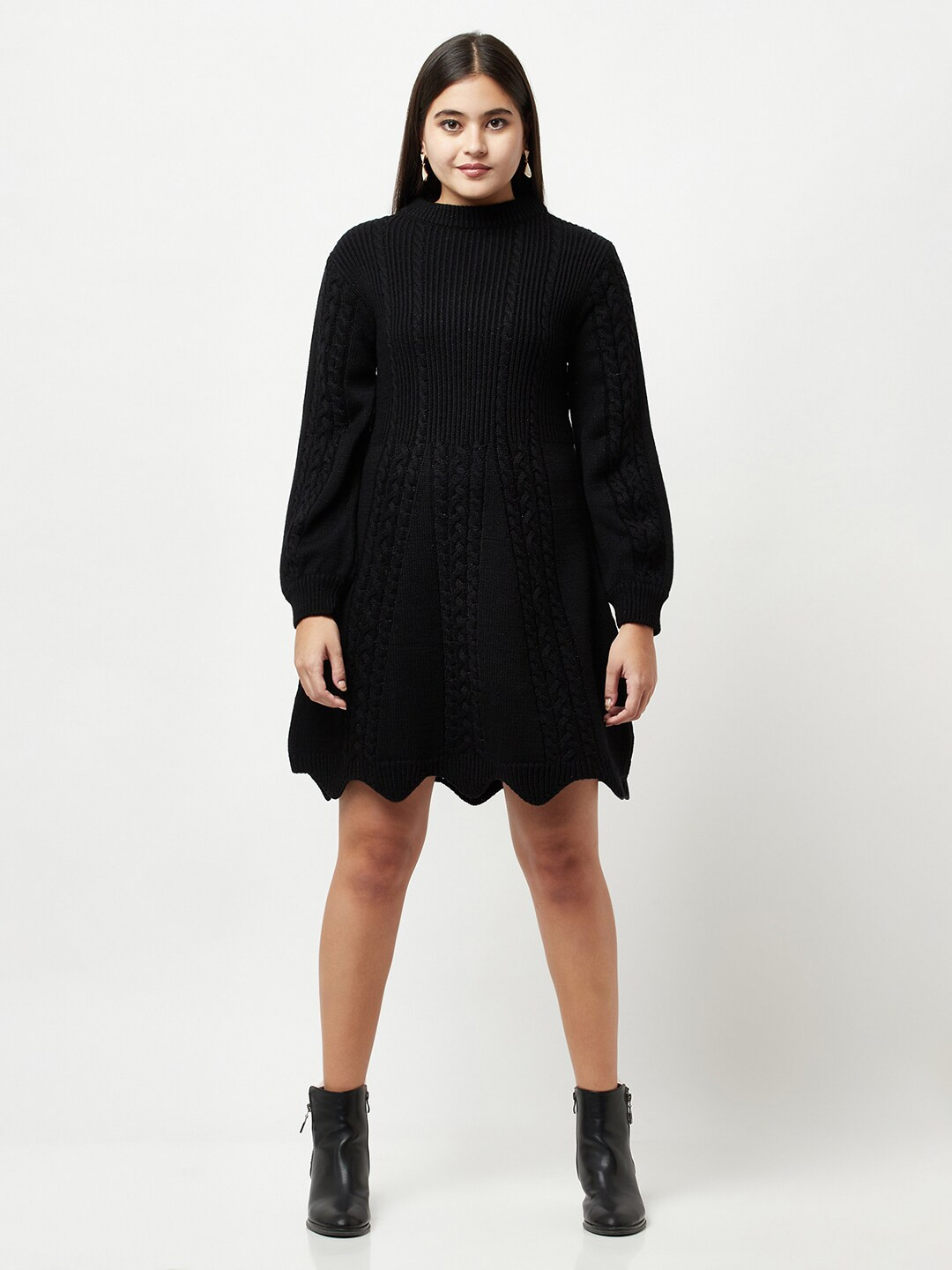 

Knitstudio Black Casual Solid Dress