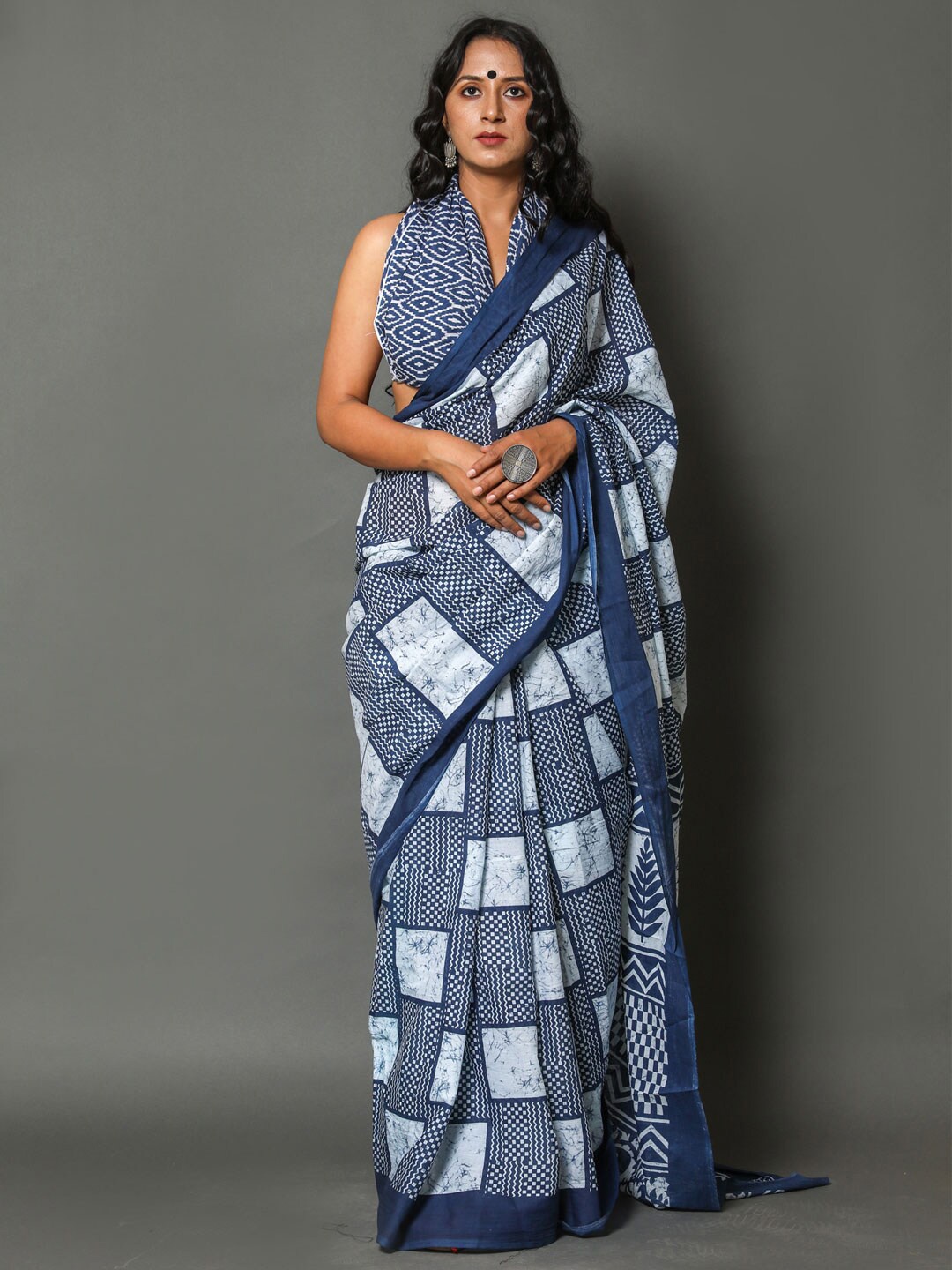 

BUTA BUTI Blue & White Geometric Print Pure Cotton Saree