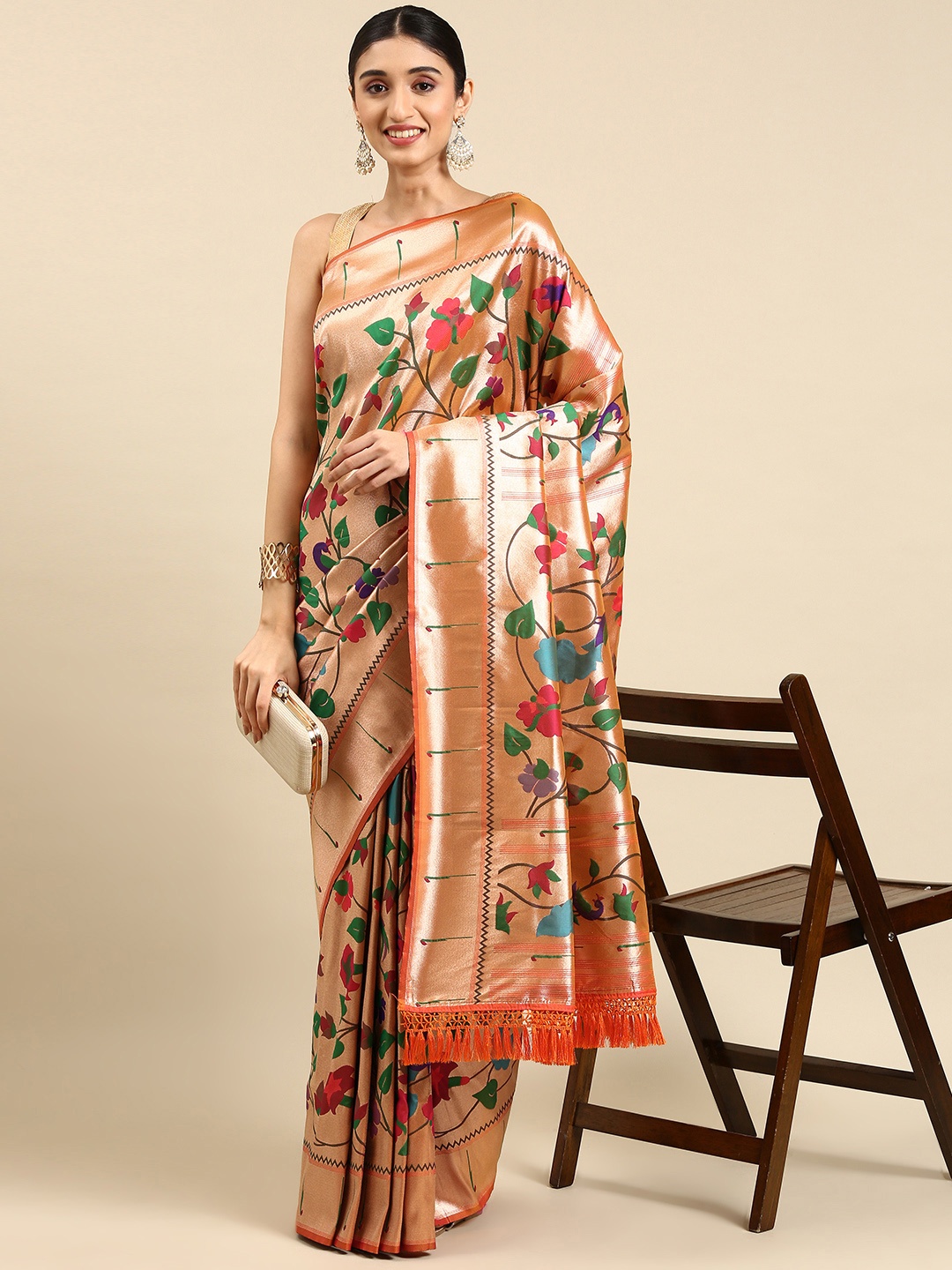 

Mitera Ethnic Motifs Zari Silk Blend Paithani Saree, Peach