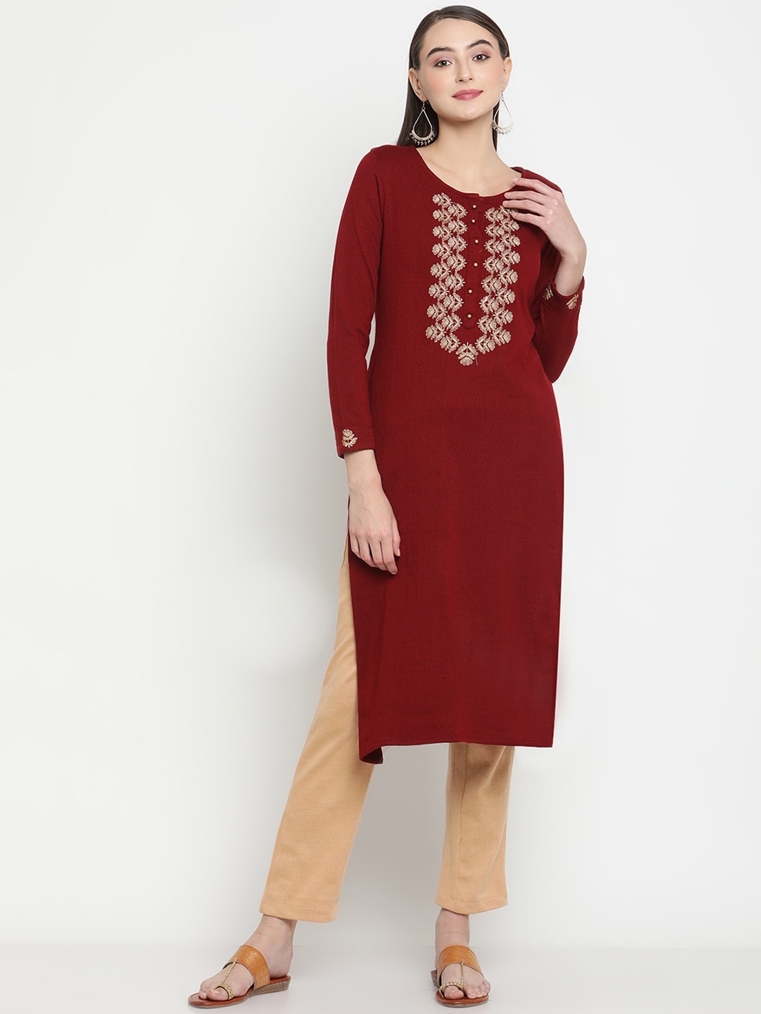 

Be Indi Women Round Neck Ethnic Motifs Straight Side Slits Regular Kurta, Maroon