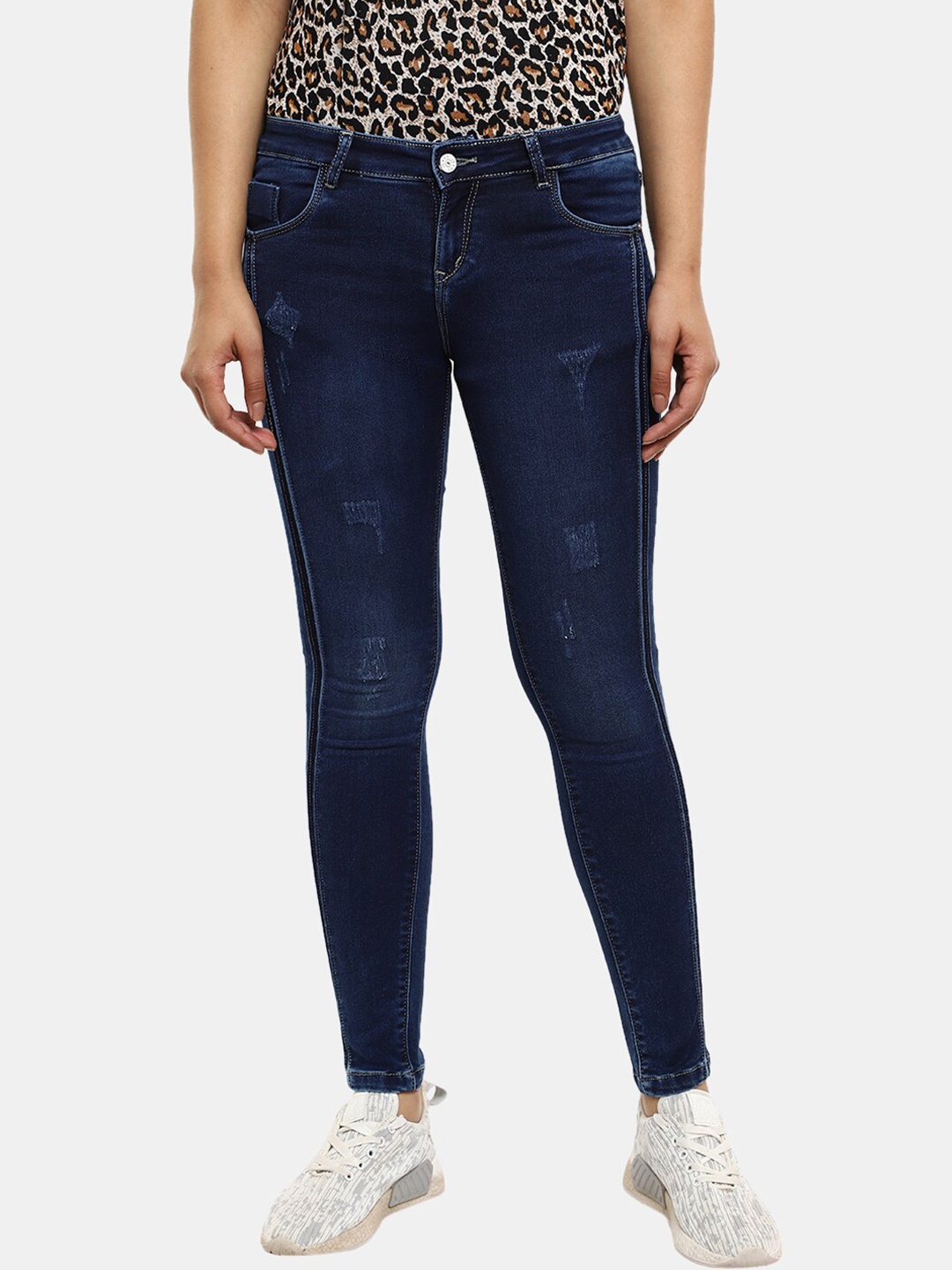 

V-Mart Women Blue Classic Mildly Distressed Light Fade Jeans