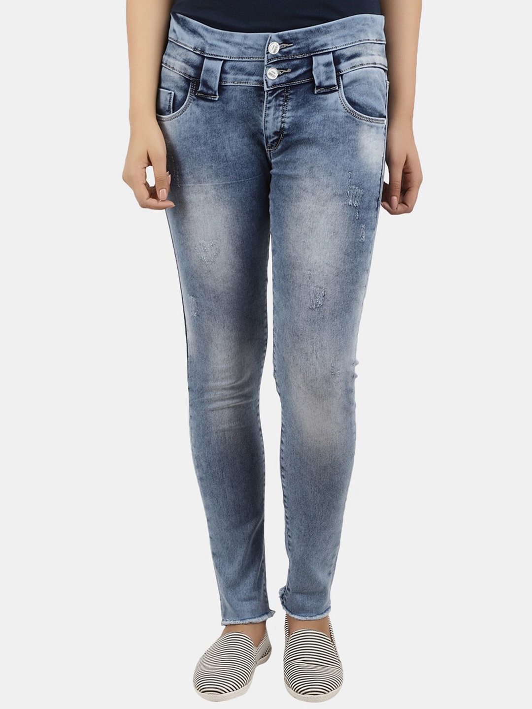 

V-Mart Women Blue Classic Mildly Distressed Heavy Fade Jeans