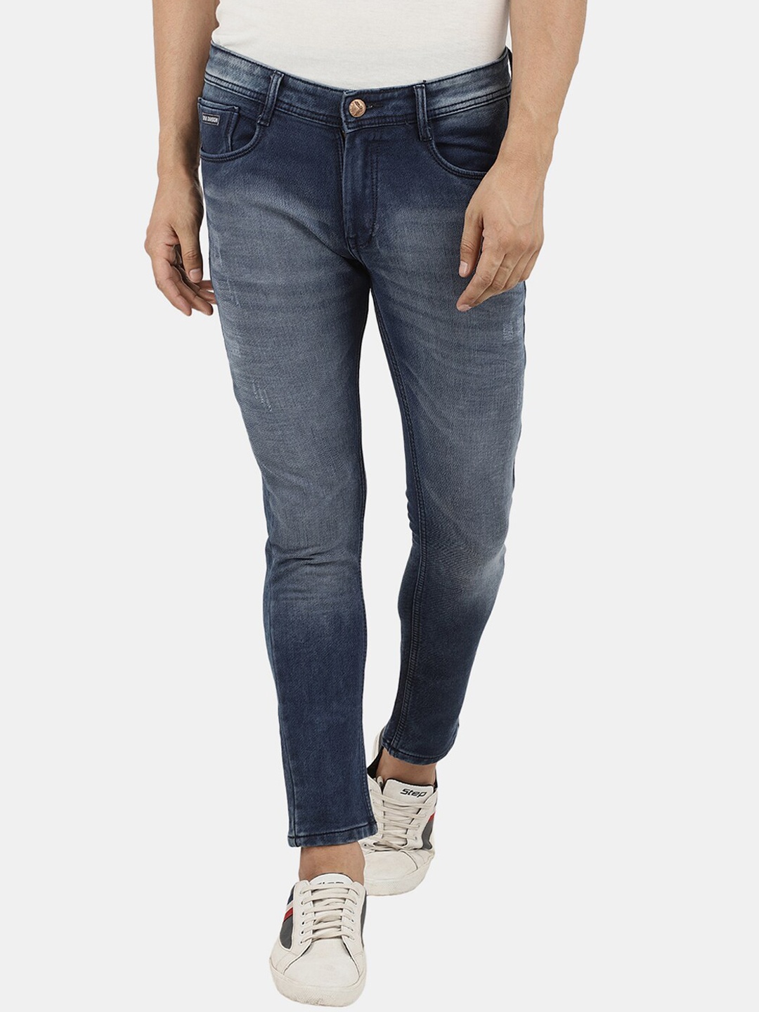 

V-Mart Men Blue Classic Heavy Fade Cotton Jeans