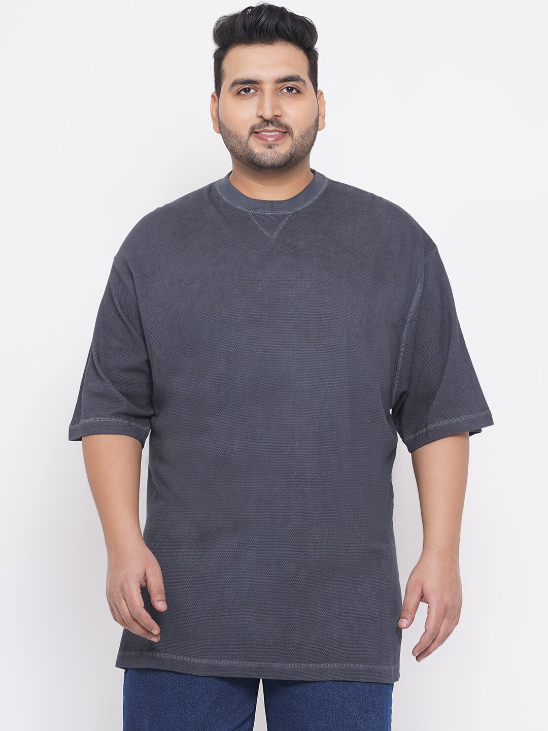 

Santonio Men Plus Size Grey Regular Fit Cotton T-shirt