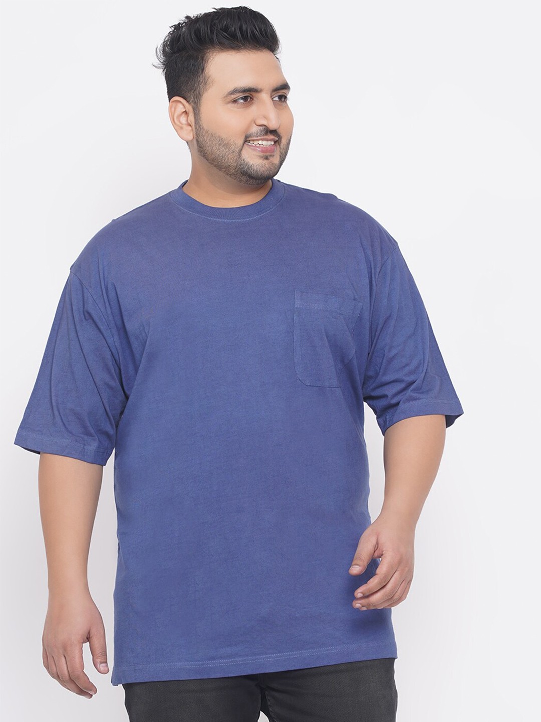 

Santonio Men Plus Size Blue Regular Fit Cotton T-shirt