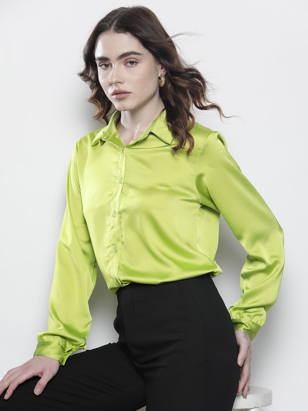 

Boohoo Women Solid Satin Finish Shirt, Green