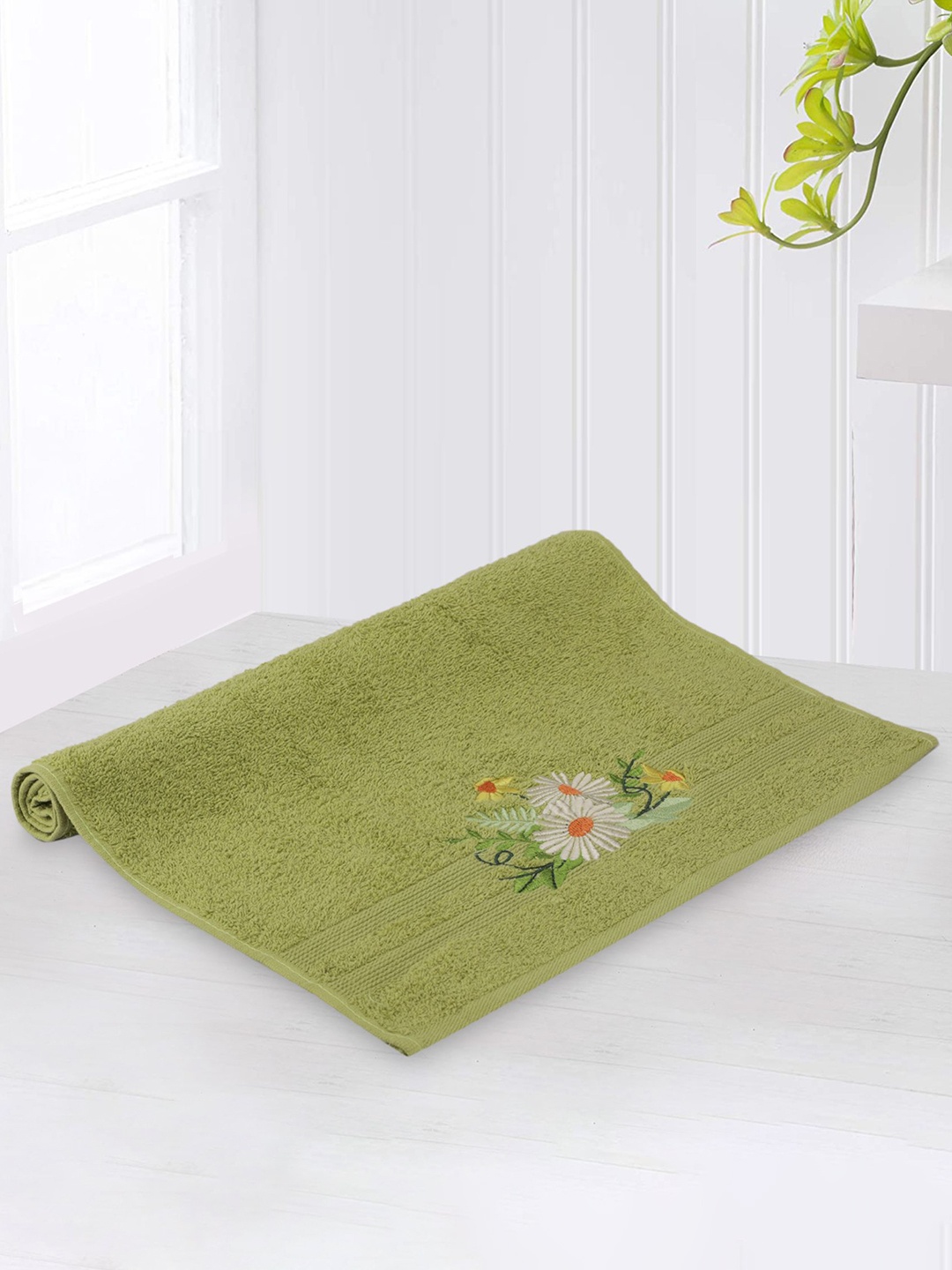 

LUSH & BEYOND Green Pure Cotton 500 GSM Hand Towel