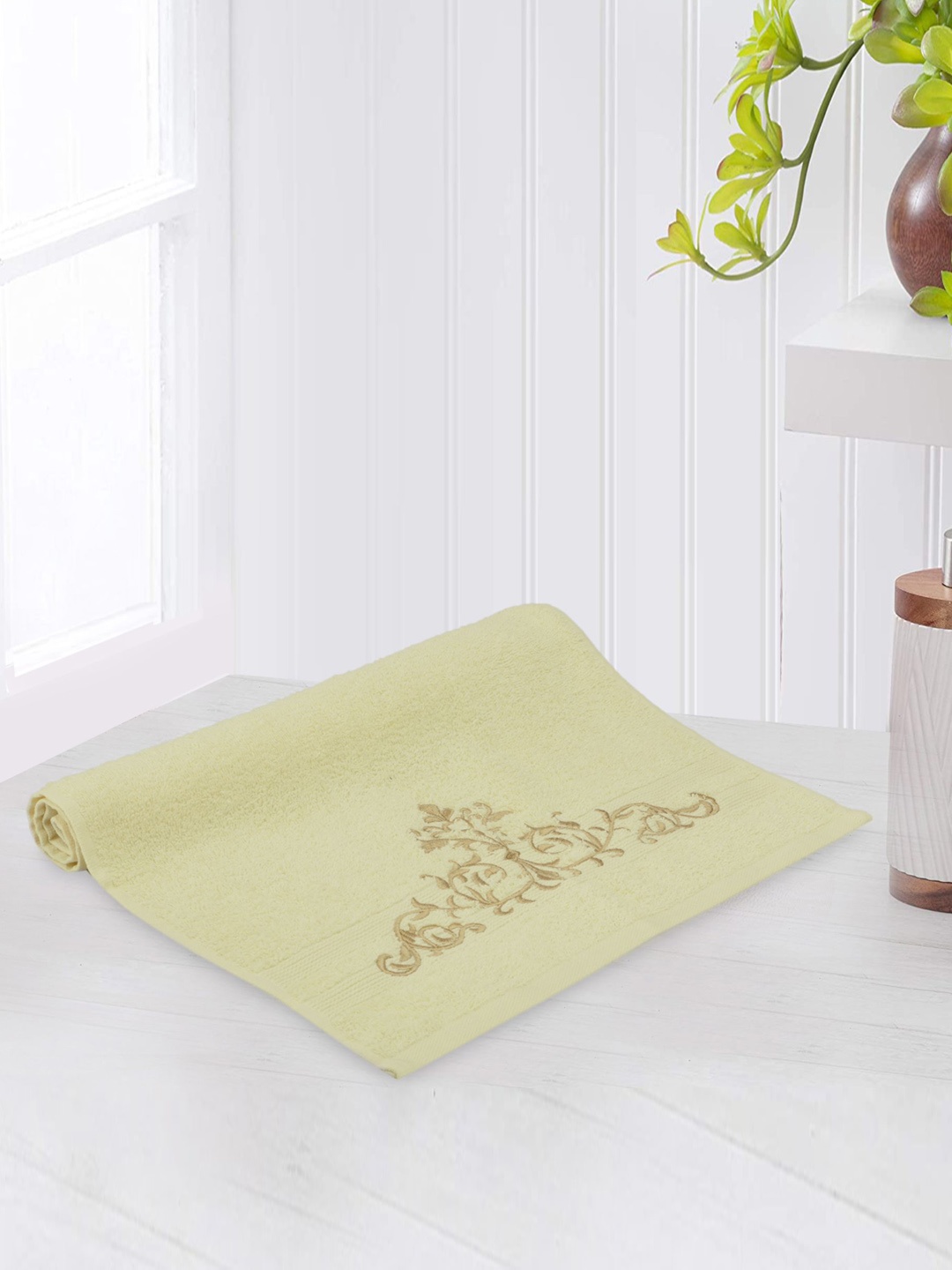 

LUSH & BEYOND Pack of 2 Cream 500 GSM Pure Cotton Bath Towel