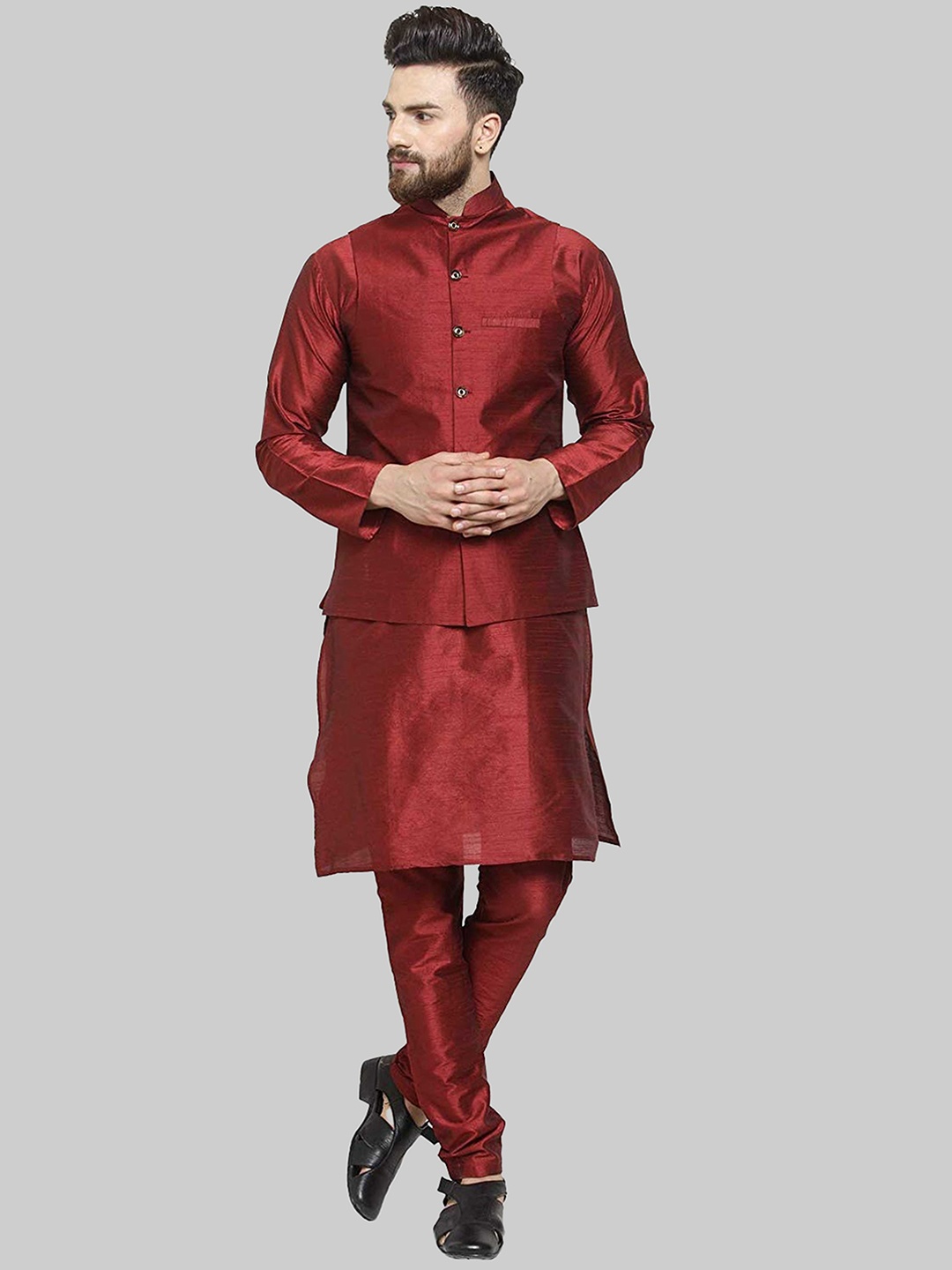 

ROYAL KURTA Men Maroon Kurta with Churidar And Nehru Jacket