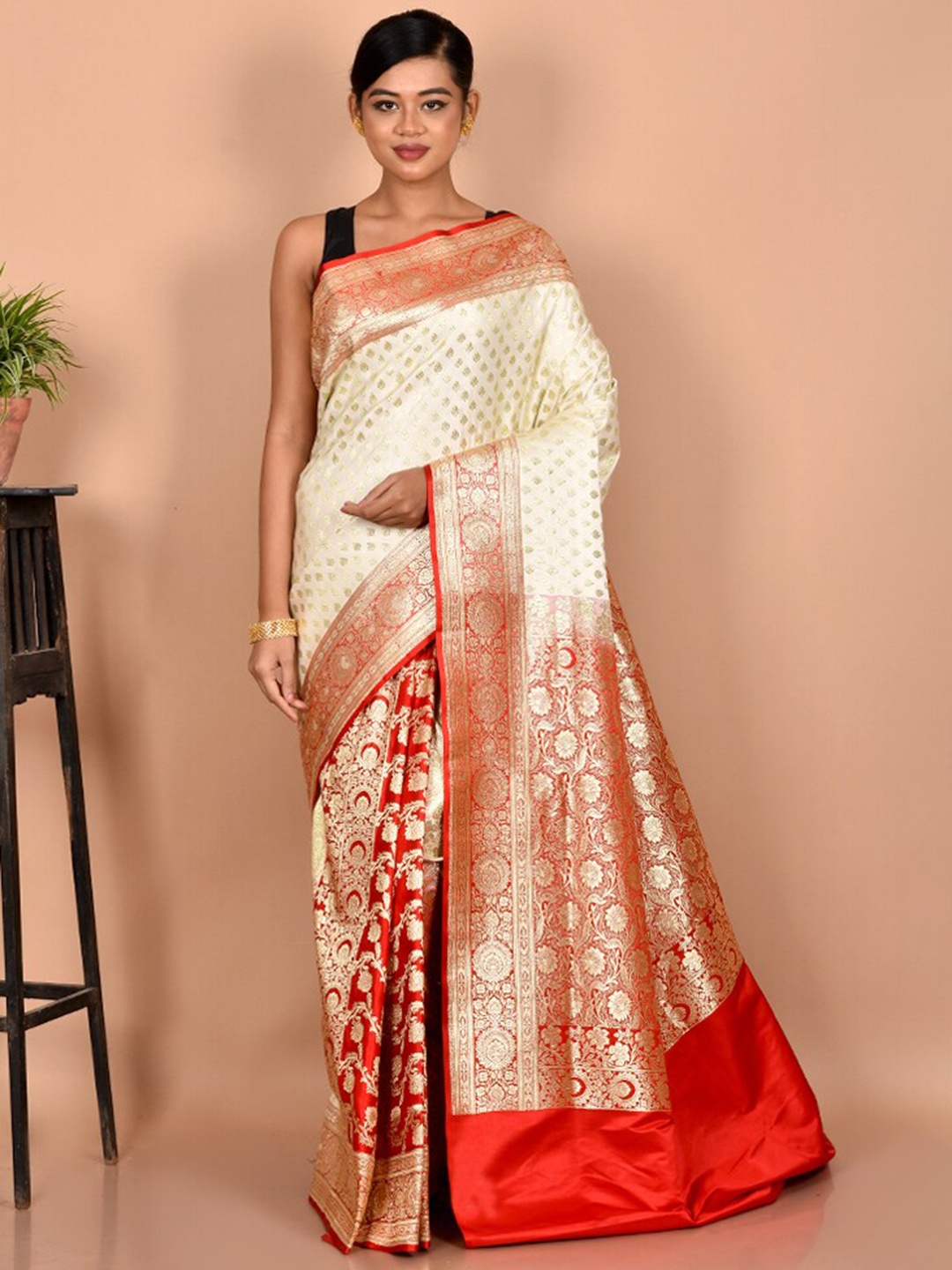 

AllSilks White & Red Floral Zari Silk Blend Banarasi Saree