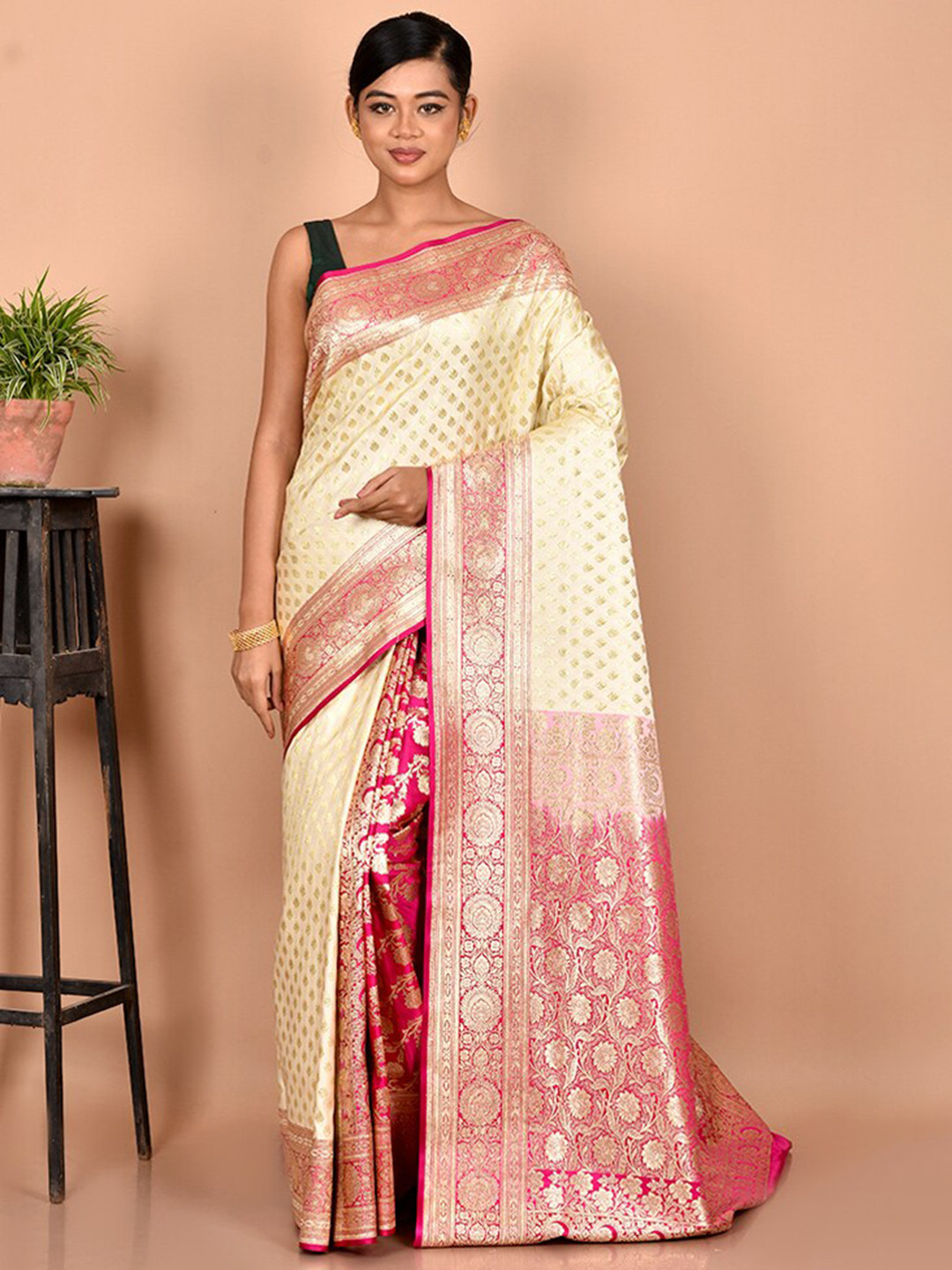 

AllSilks White & Pink Floral Zari Silk Blend Banarasi Saree