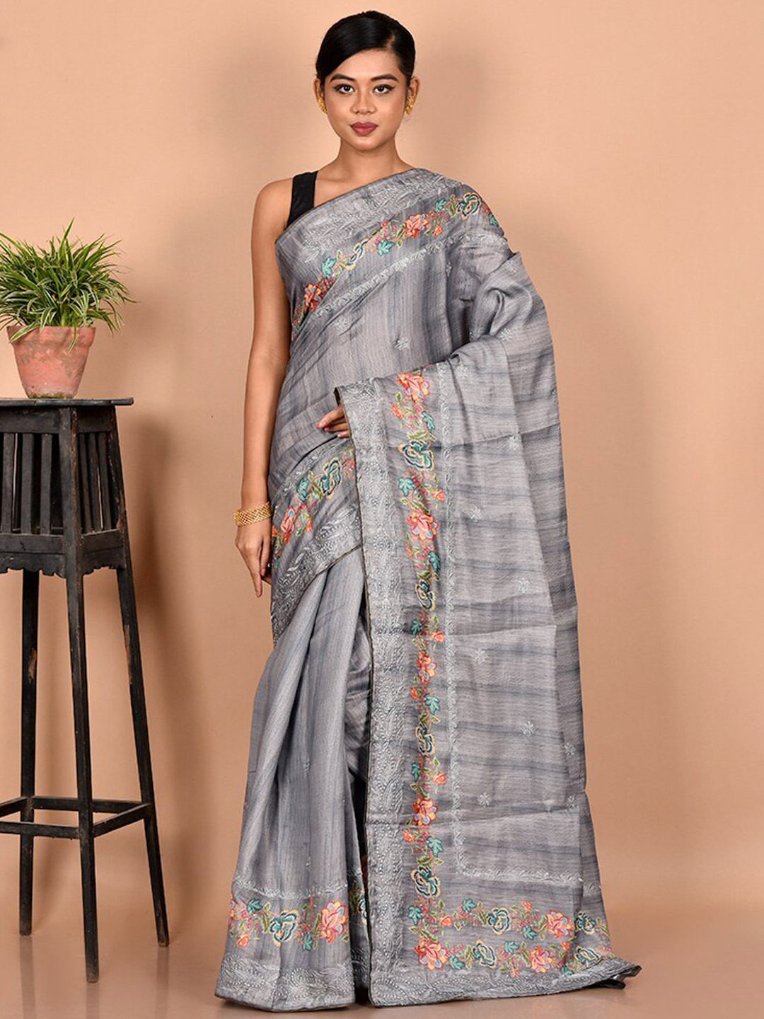 

AllSilks Grey & Pink Floral Organza Saree