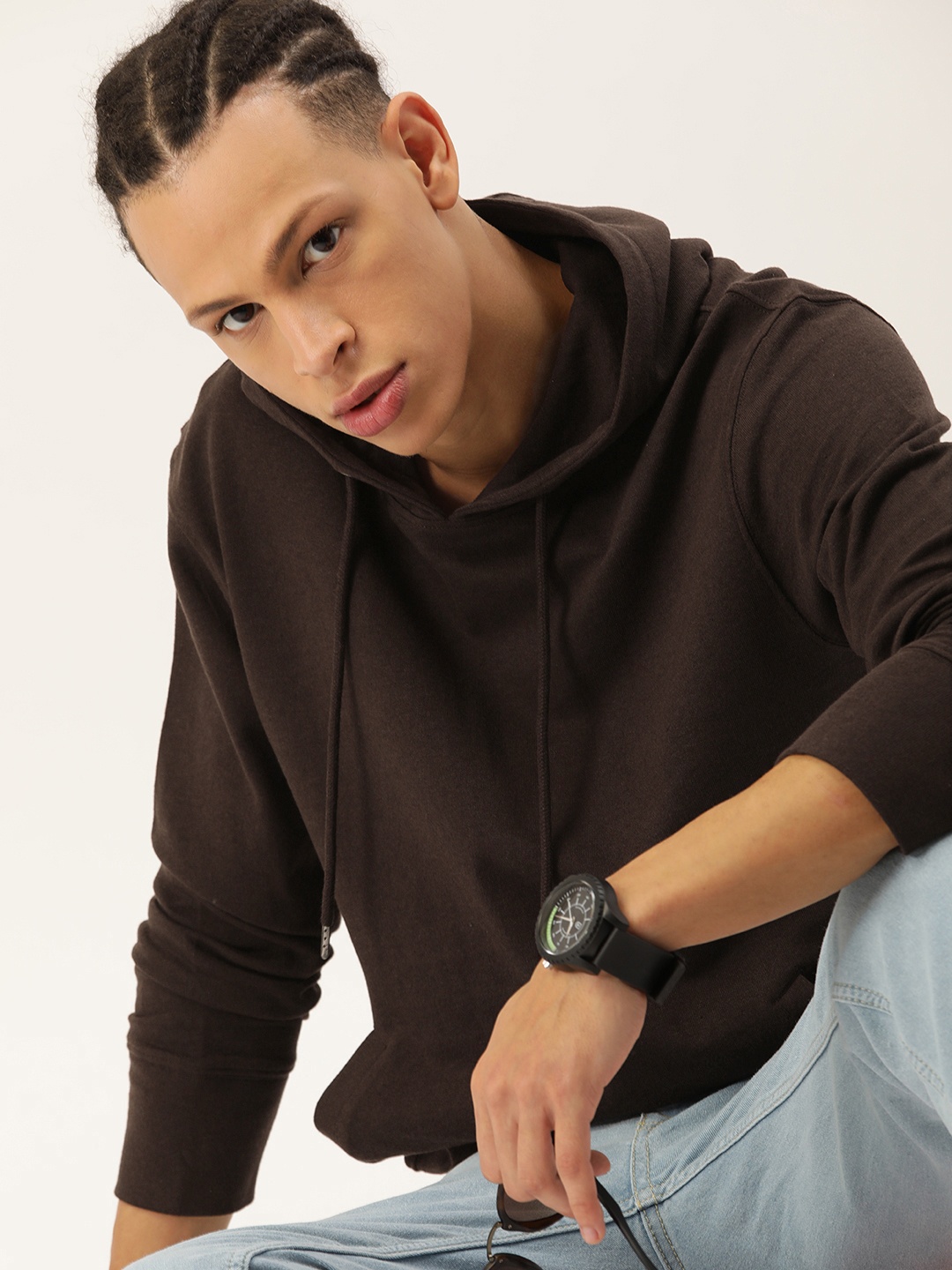 

Kook N Keech Men Brown Solid Pure Cotton Hooded Sweatshirt