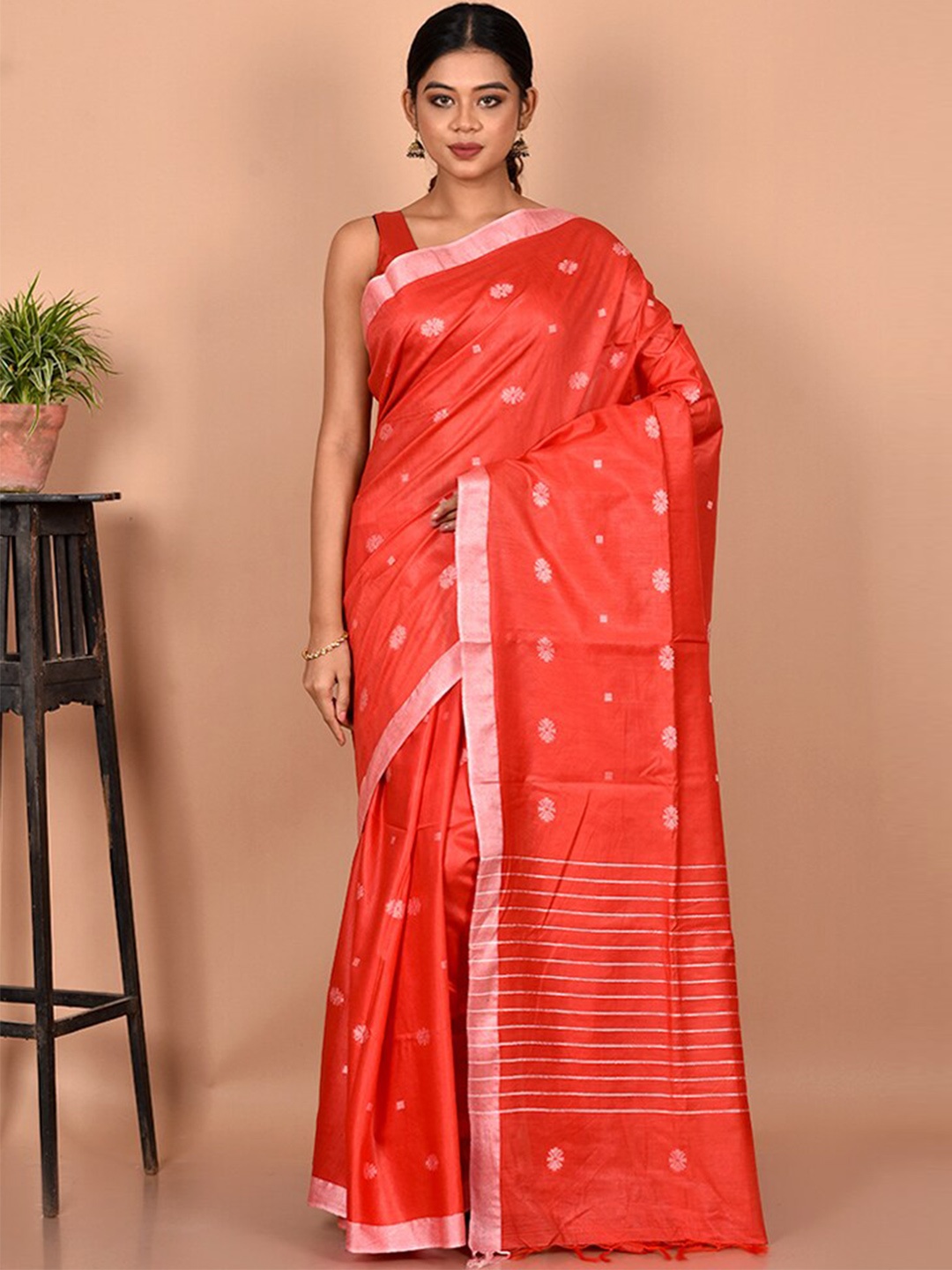 

AllSilks Red & Silver-Toned Woven Design Zari Silk Blend Tussar Saree