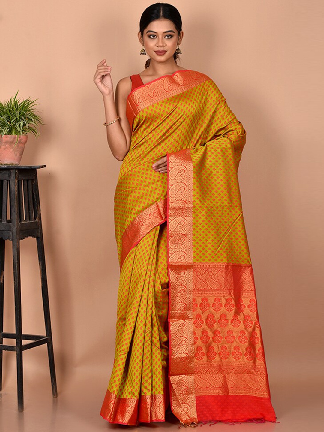 

AllSilks Green & Peach-Coloured Ethnic Motifs Zari Pure Cotton Saree