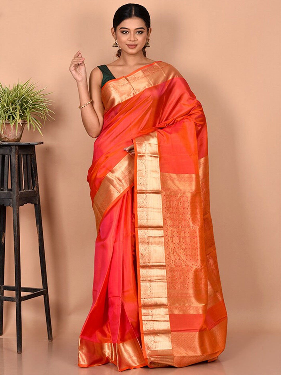 

AllSilks Pink & Gold-Toned Woven Design Zari Pure Silk Kanjeevaram Saree, Orange
