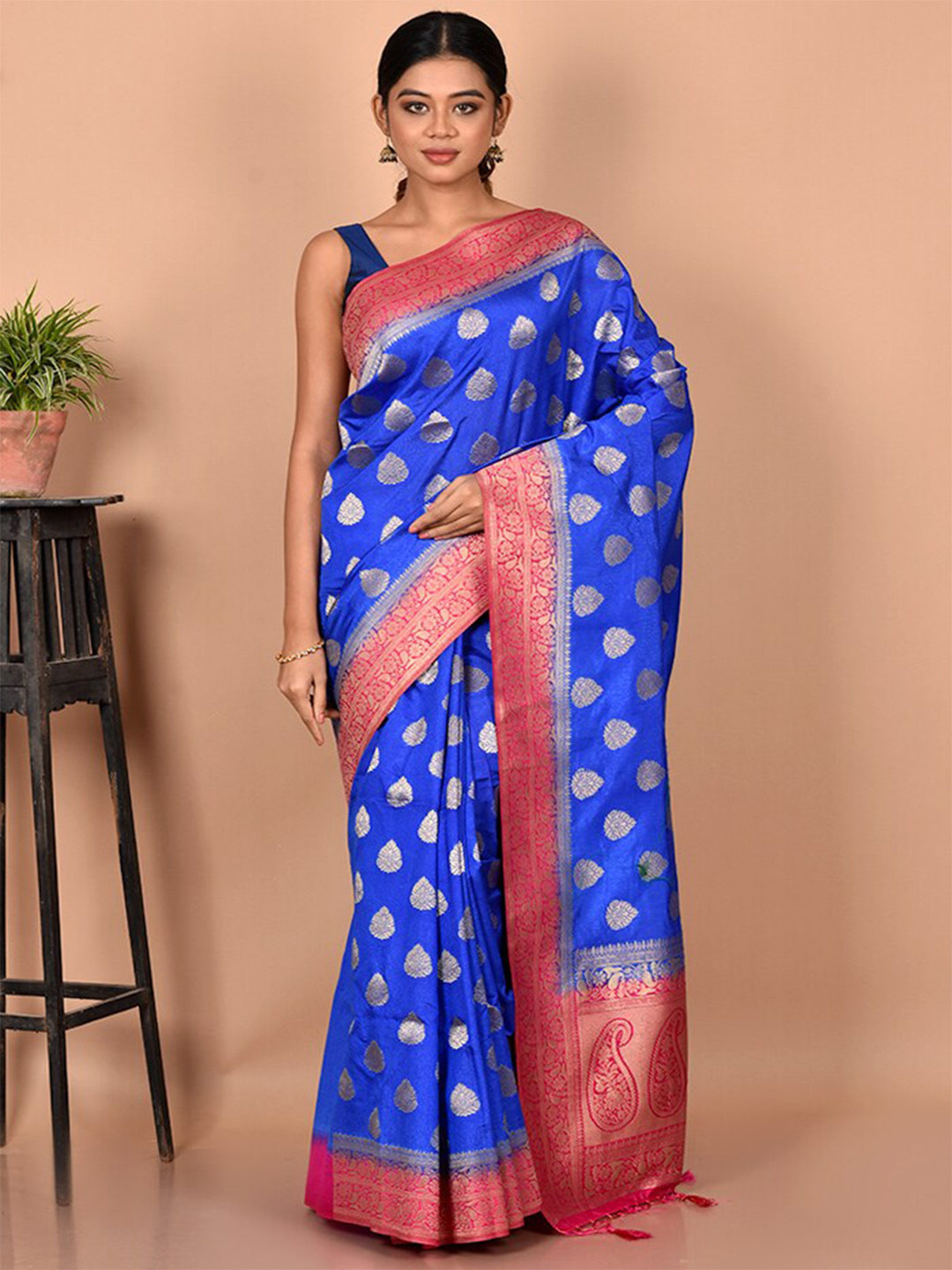 

AllSilks Blue & Pink Ethnic Motifs Zari Silk Blend Saree