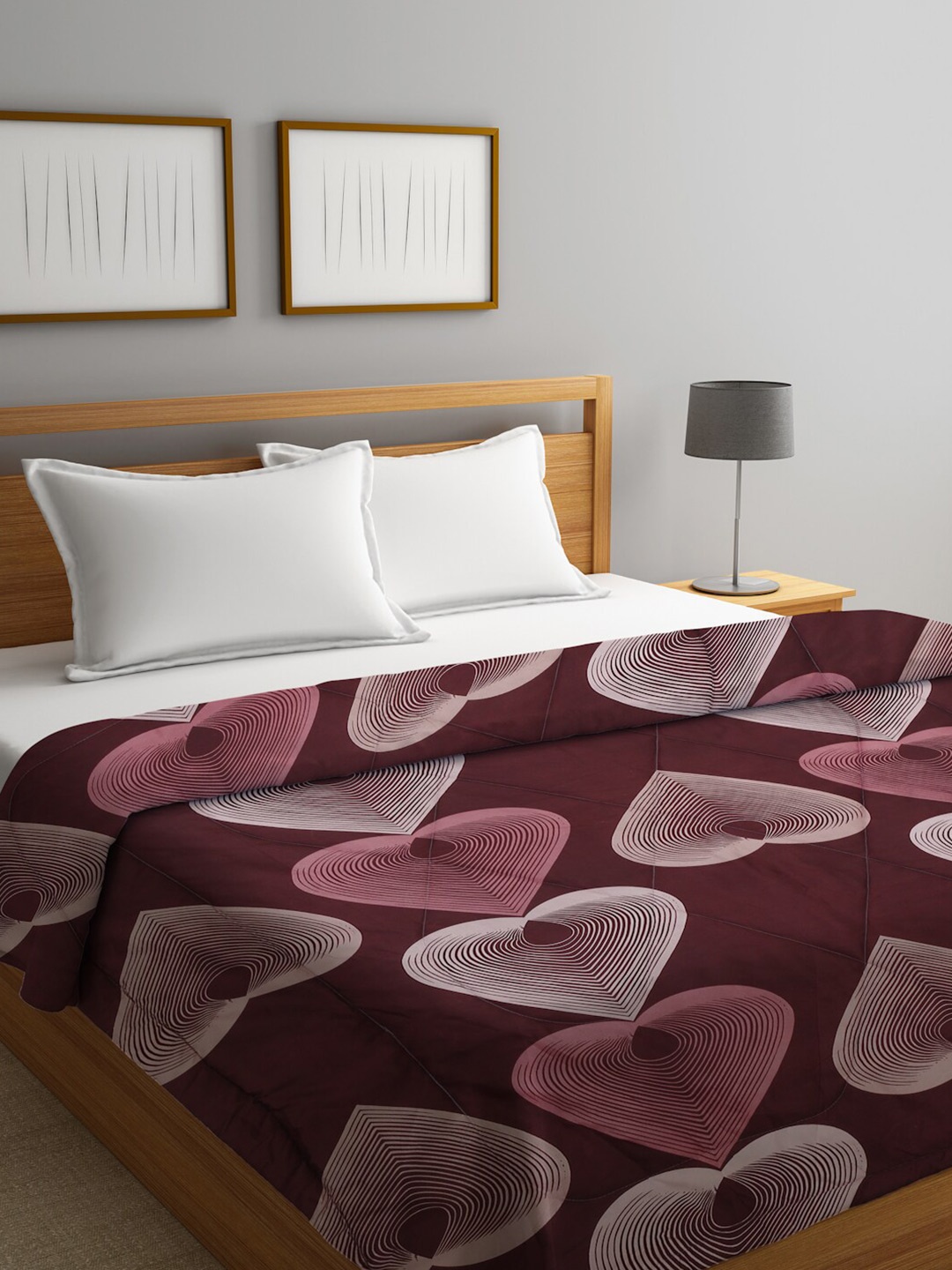

HOSTA HOMES Maroon & White Geometric Mild Winter 210 GSM Double Bed Comforter
