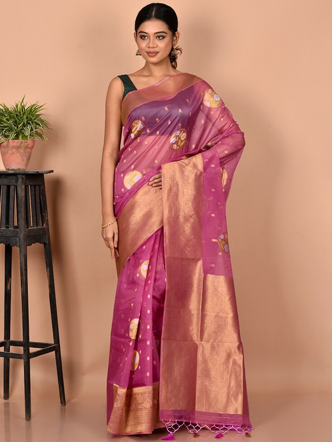 

AllSilks Pink & Gold-Toned Woven Design Zari Silk Blend Saree