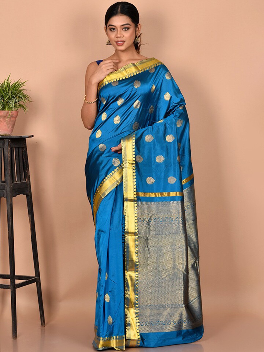

AllSilks Blue & Gold-Toned Ethnic Motifs Zari Pure Silk Kanjeevaram Saree