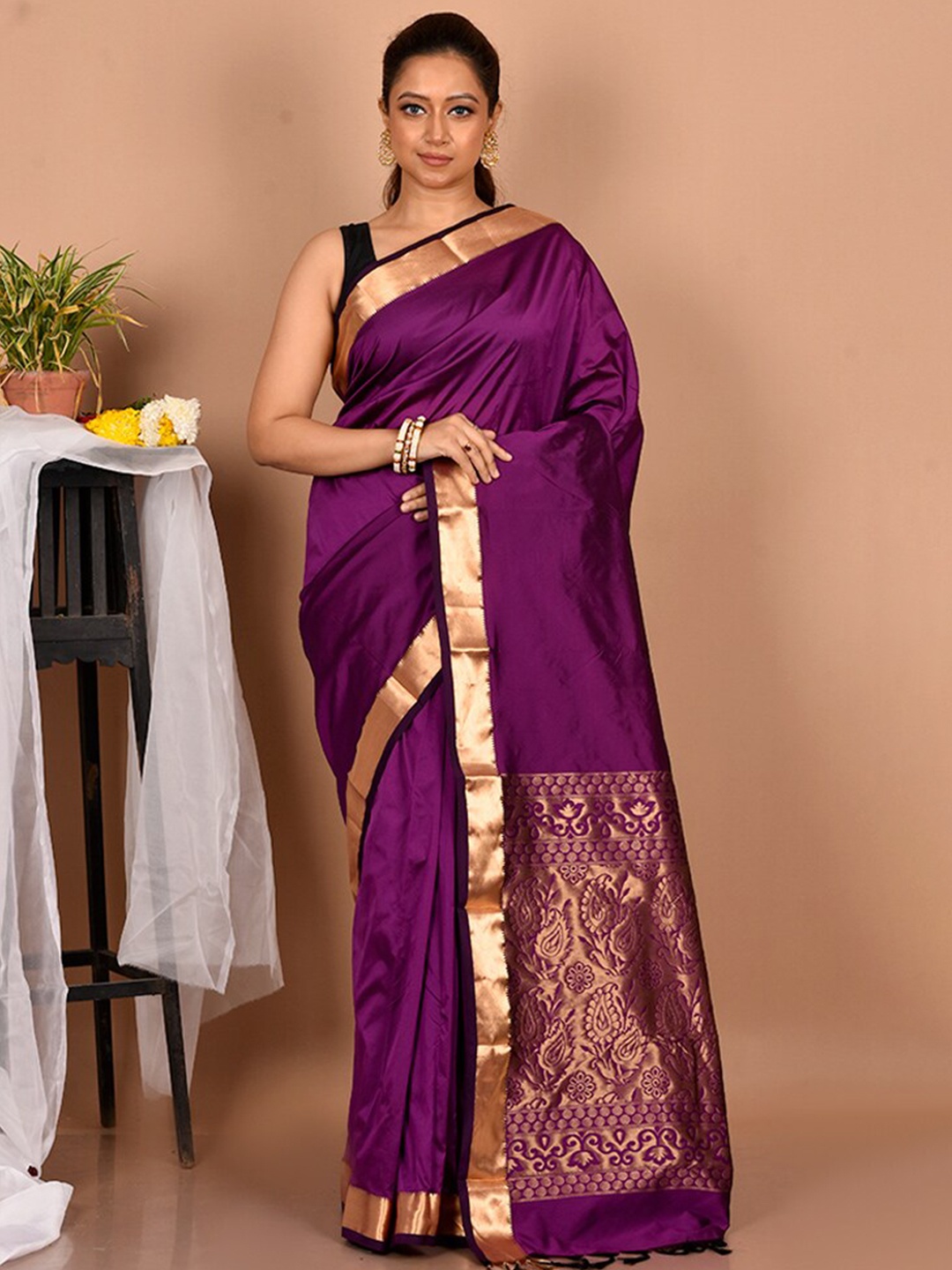 

AllSilks Purple & Gold-Toned Zari Kanjeevaram Saree