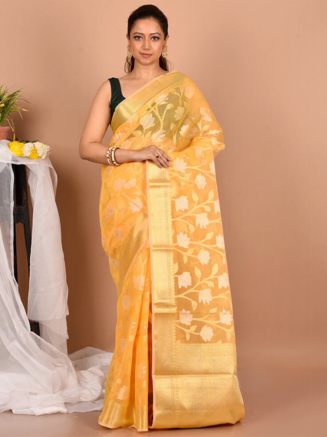 

AllSilks Yellow & Gold-Toned Floral Zari Silk Blend Saree