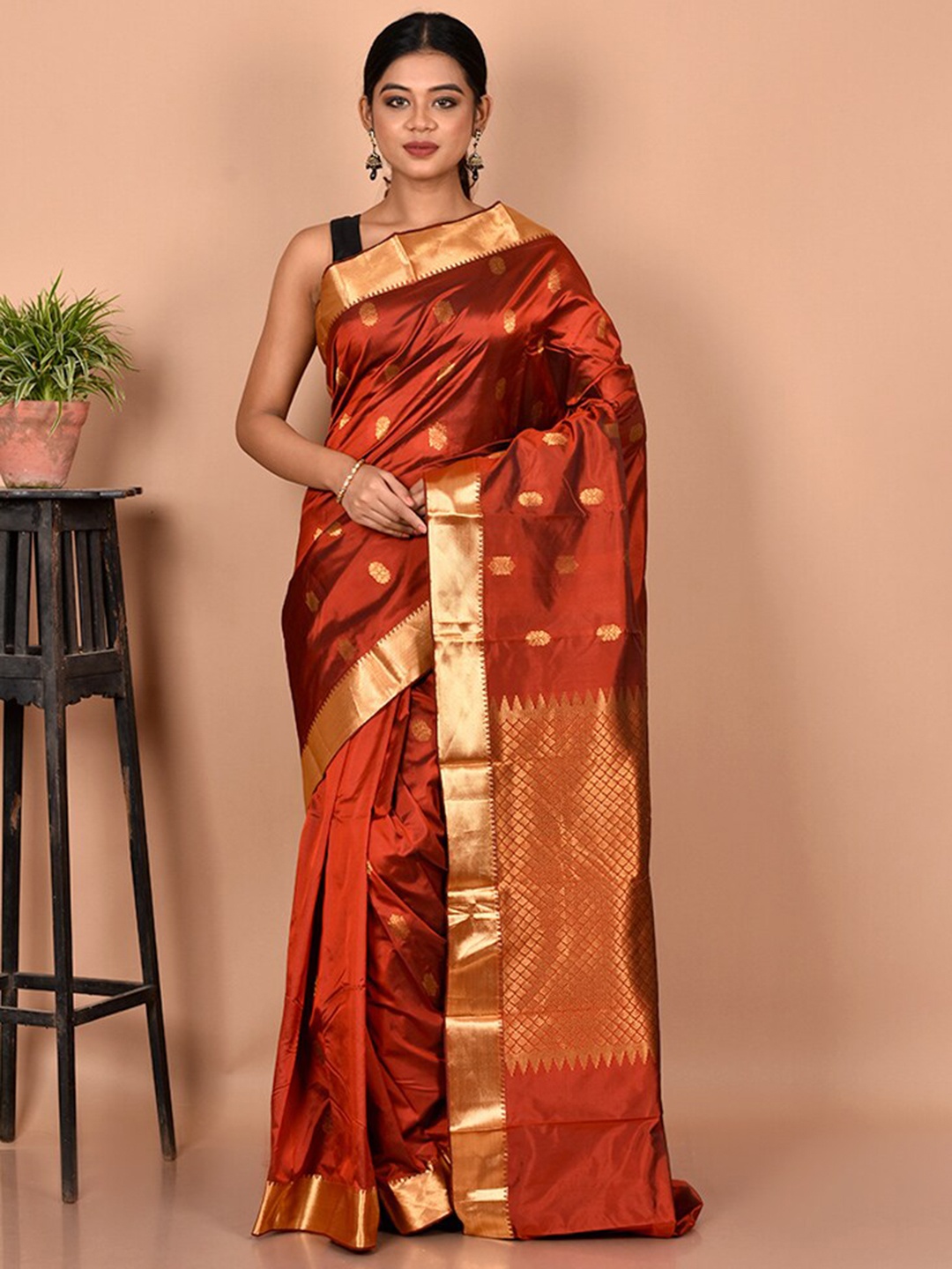 

AllSilks Maroon & Gold-Toned Ethnic Motifs Zari Pure Silk Kanjeevaram Saree