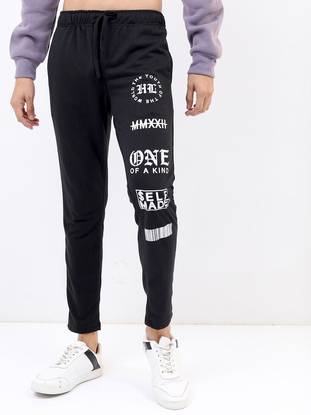 

HIGHLANDER Men Black Typography Printed Track Pant