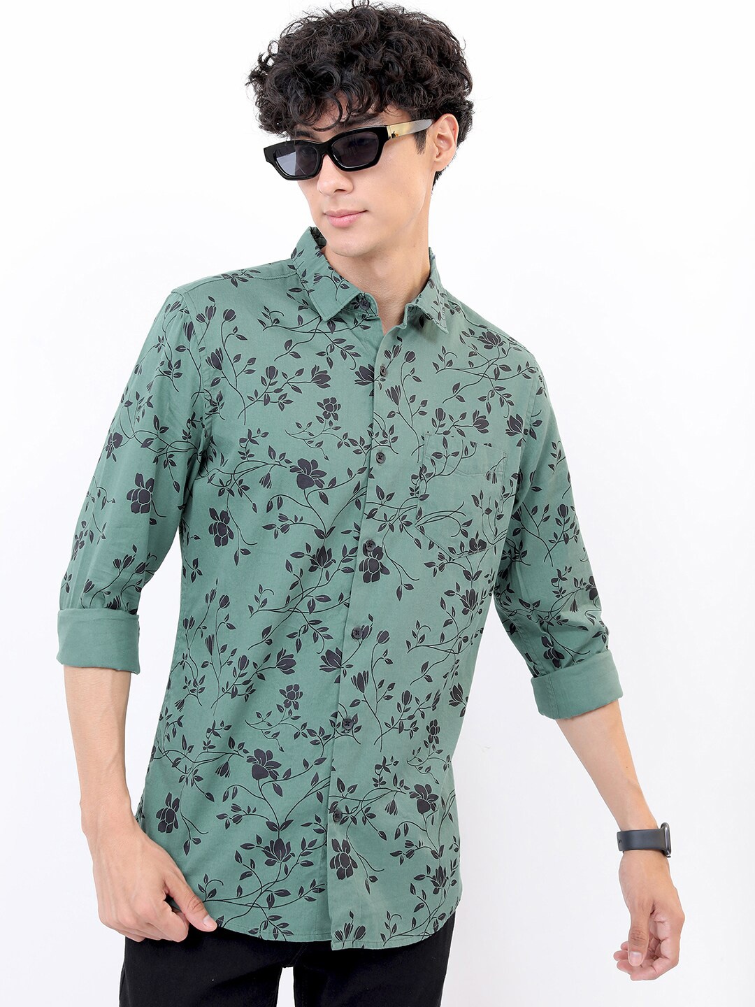 

HIGHLANDER Men Green Slim Fit Floral Printed Cotton Casual Shirt