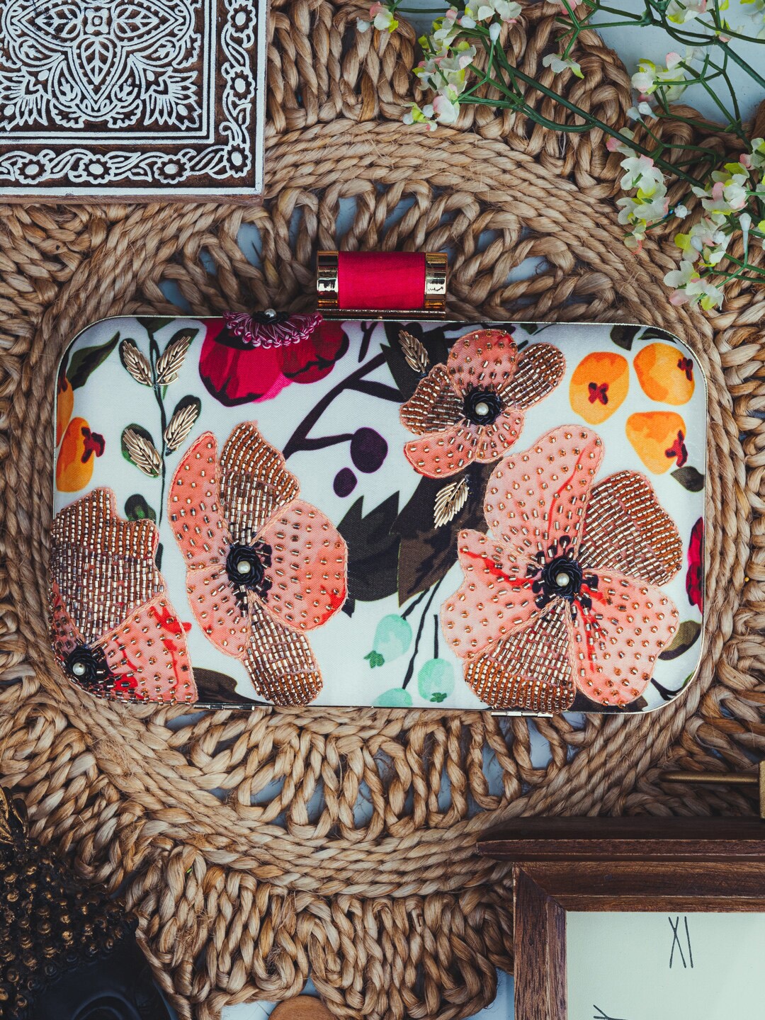 

NR By Nidhi Rathi Cream & Peach-Coloured Embroidered Embellished Box Clutch
