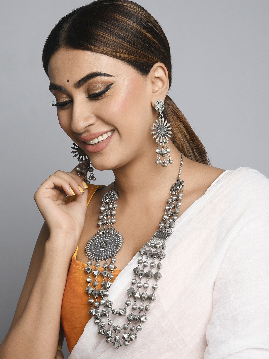 

Fida Silver-Plated Multi Layer Ethnic Oxidised Beaded Jewellery Set