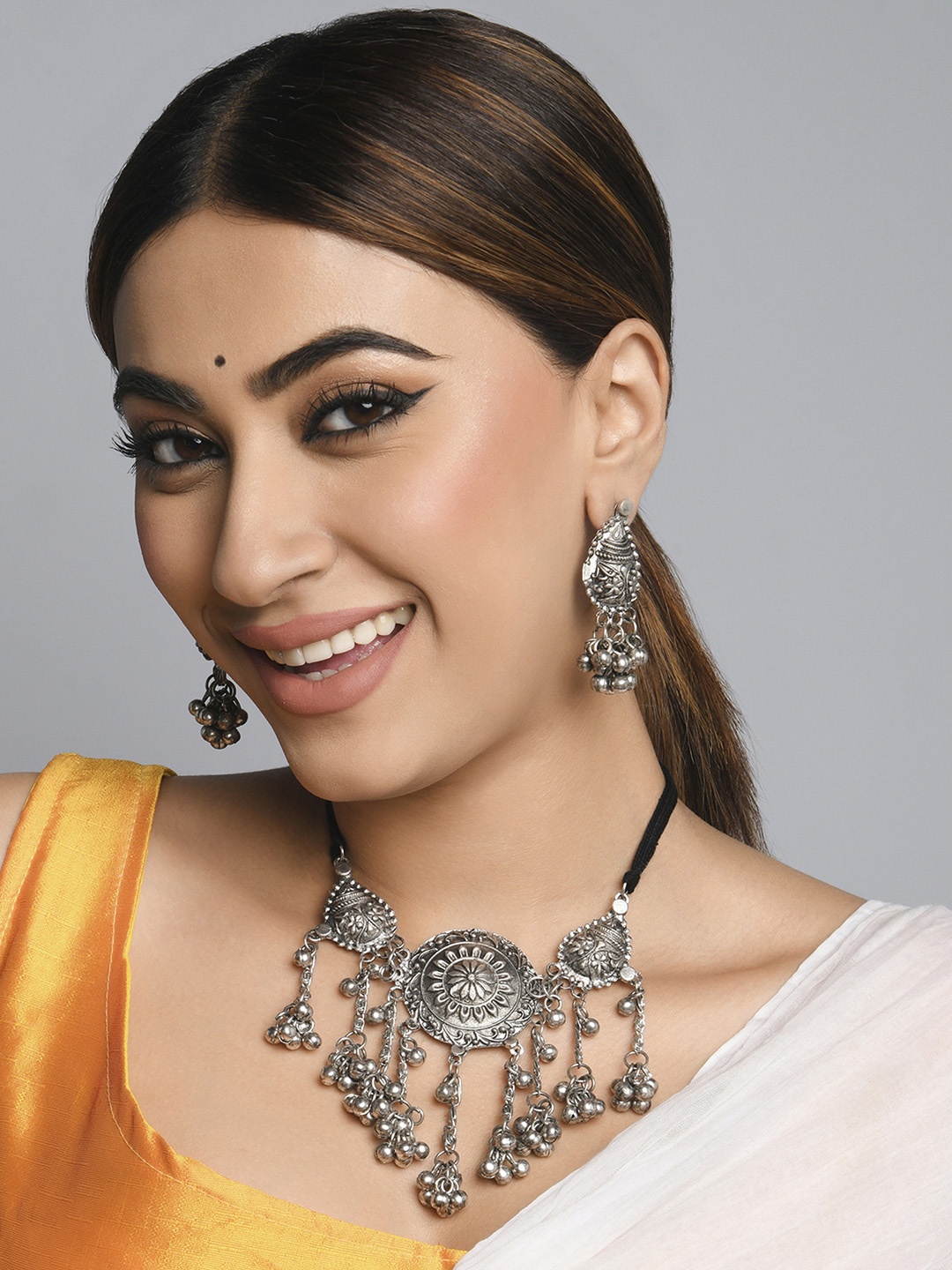 

Fida Silver-Plated Oxidised Jewellery Set