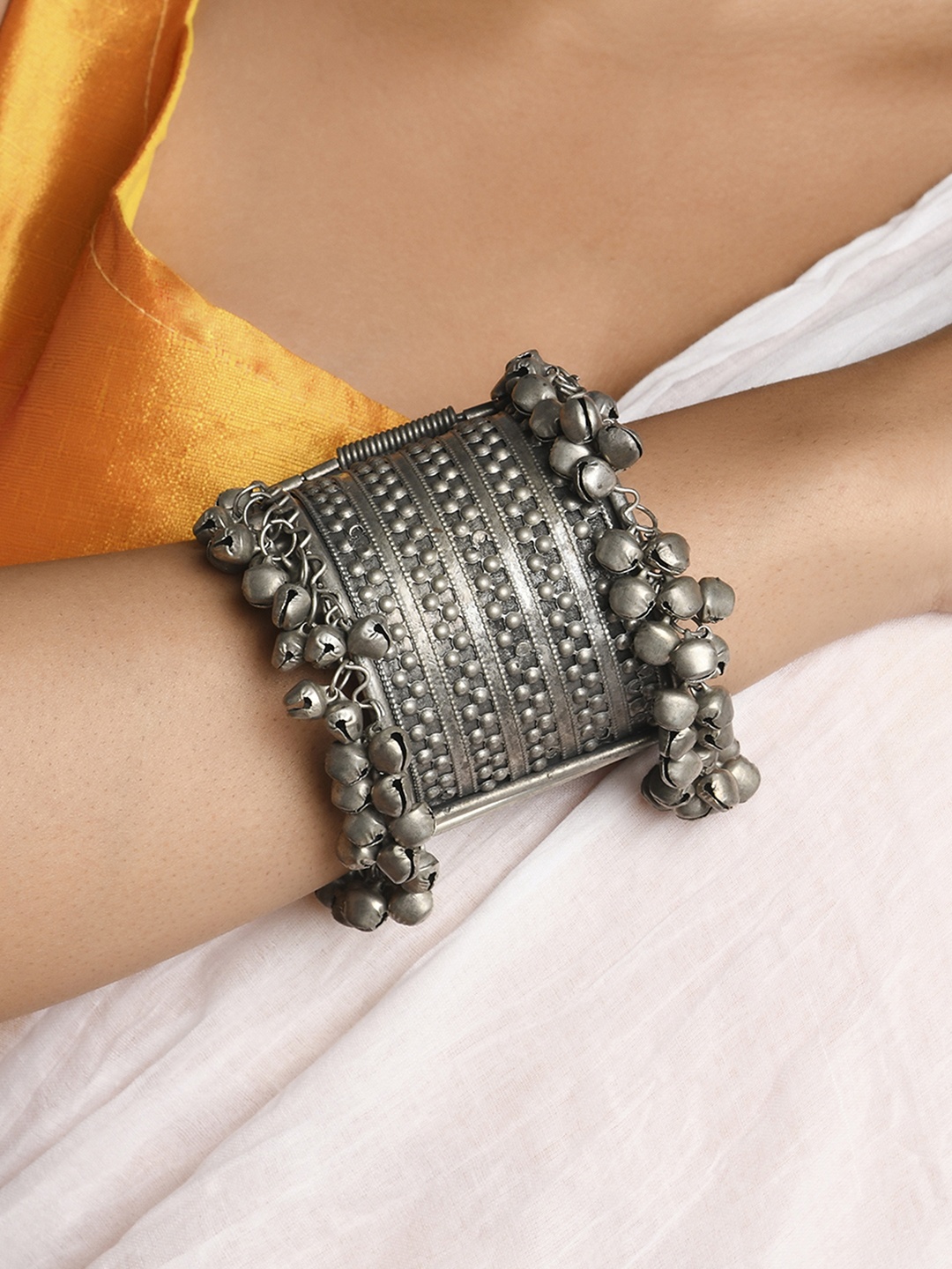 

Fida Women Silver-Toned Oxidised Silver-Plated Bangle-Style Bracelet