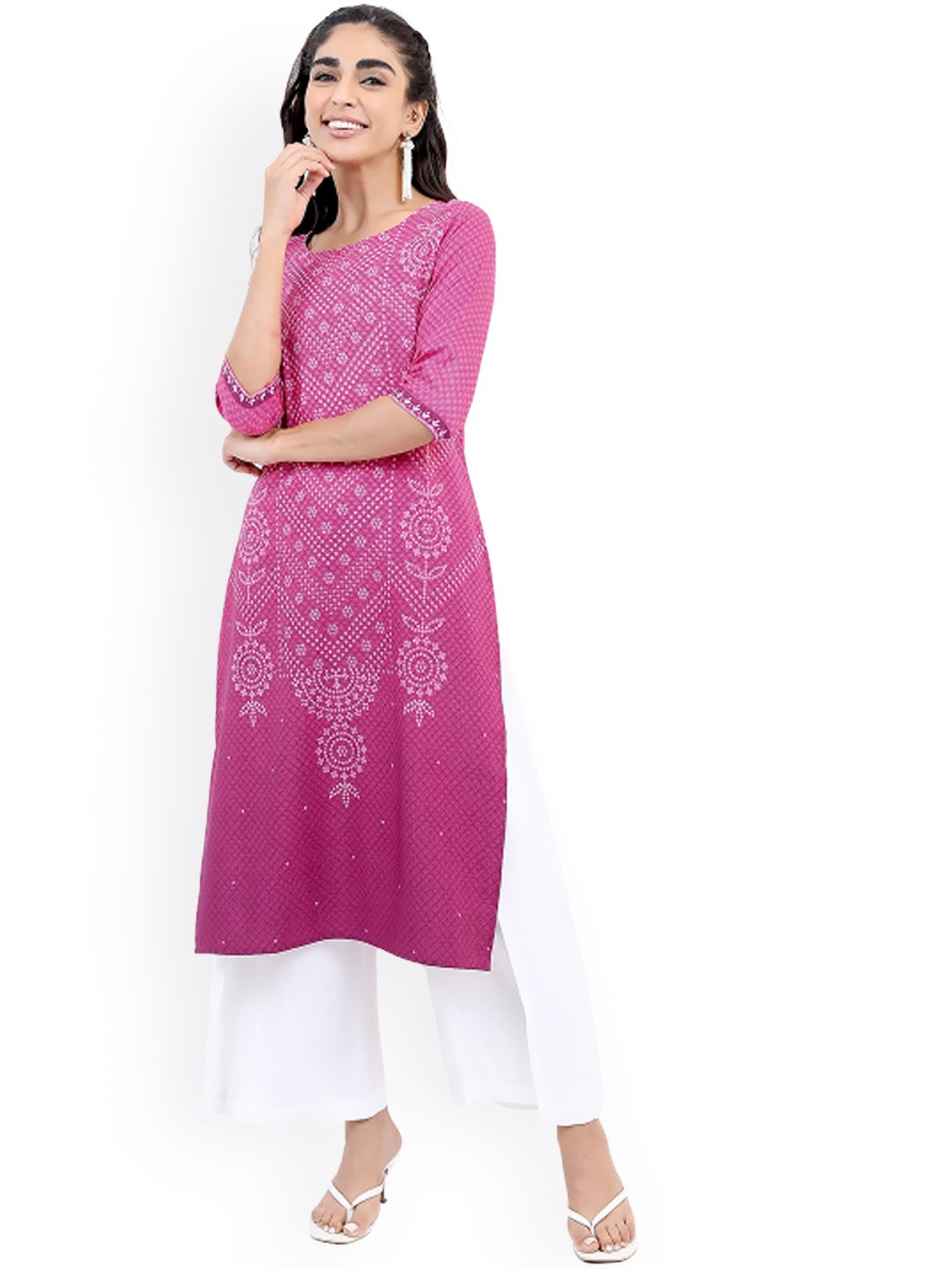 

KETCH Women Magenta & White Floral Printed Keyhole Neck Kurta