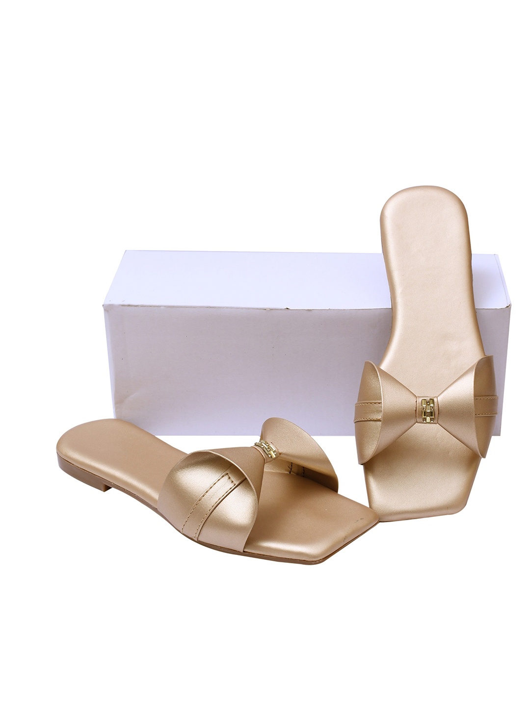 

PERY PAO Women Gold-Toned Bows Embellished Open Toe Flats