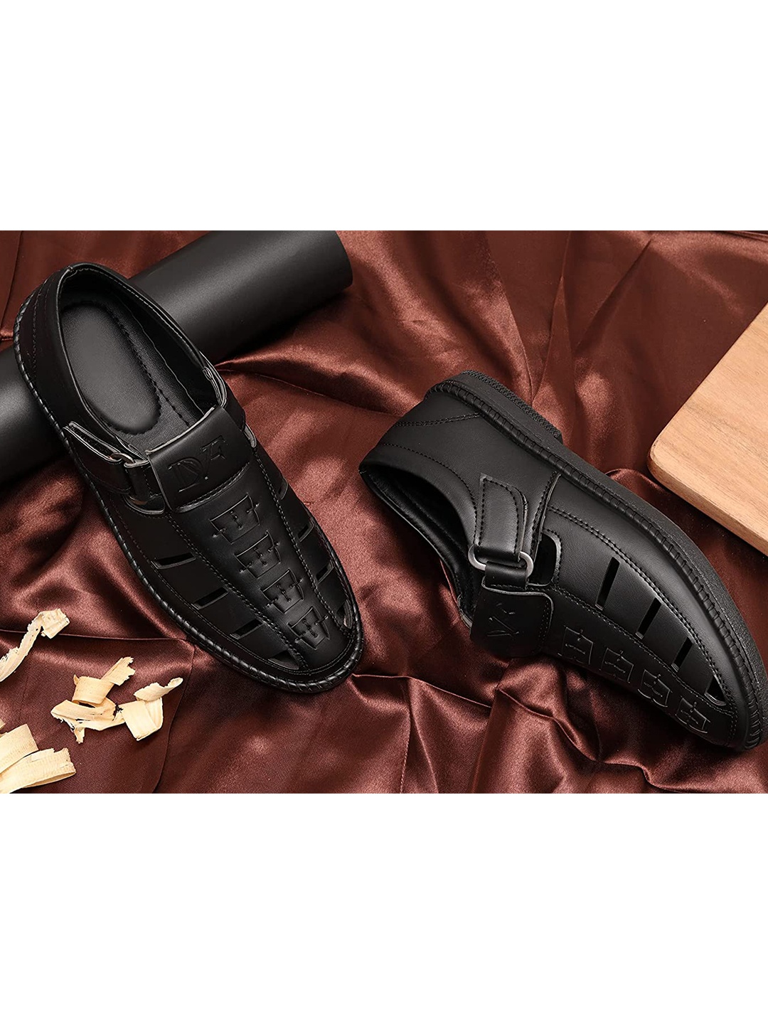 

FASHION FASTER Boys Black Fisherman Sandals