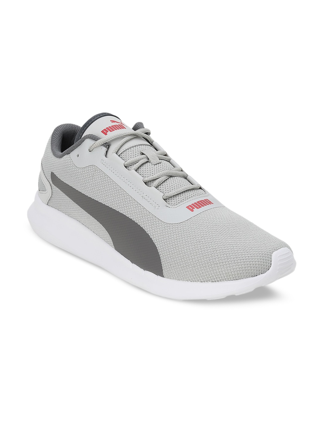 

Puma Men Volant Sneakers, Grey