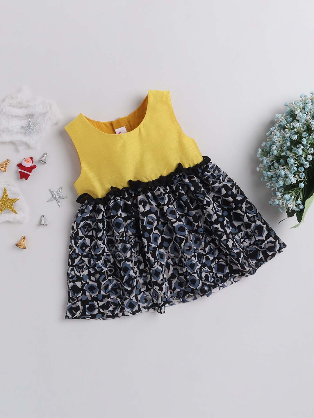 

MANY FROCKS & Yellow & Navy Blue Georgette Cotton Dress