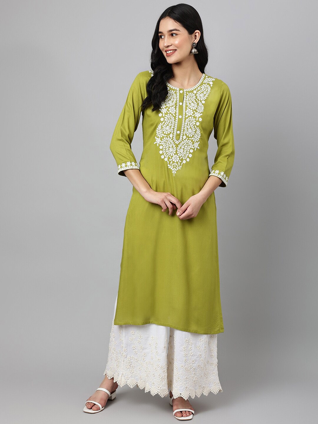 

Ashlee Round Neck Ethnic Motifs Yoke Design Thread Work Straight Fit Kurta, Green