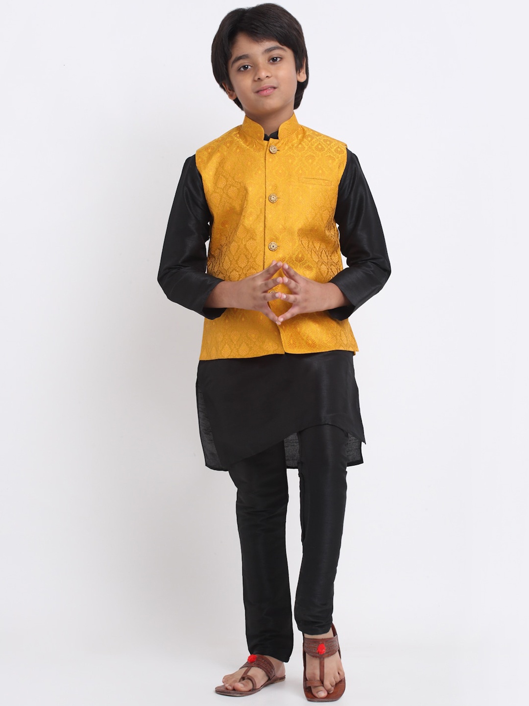 

KRAFT INDIA Mandarin Collar Kurta with Churidar & Nehru Jacket, Black