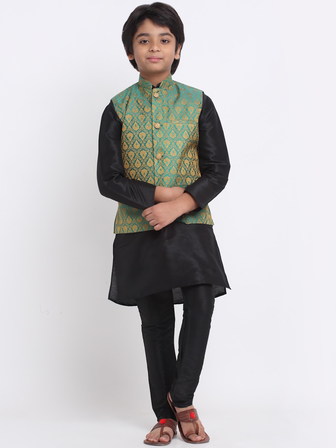 

KRAFT INDIA Kurta & Churidar With Nehru Jacket, Black