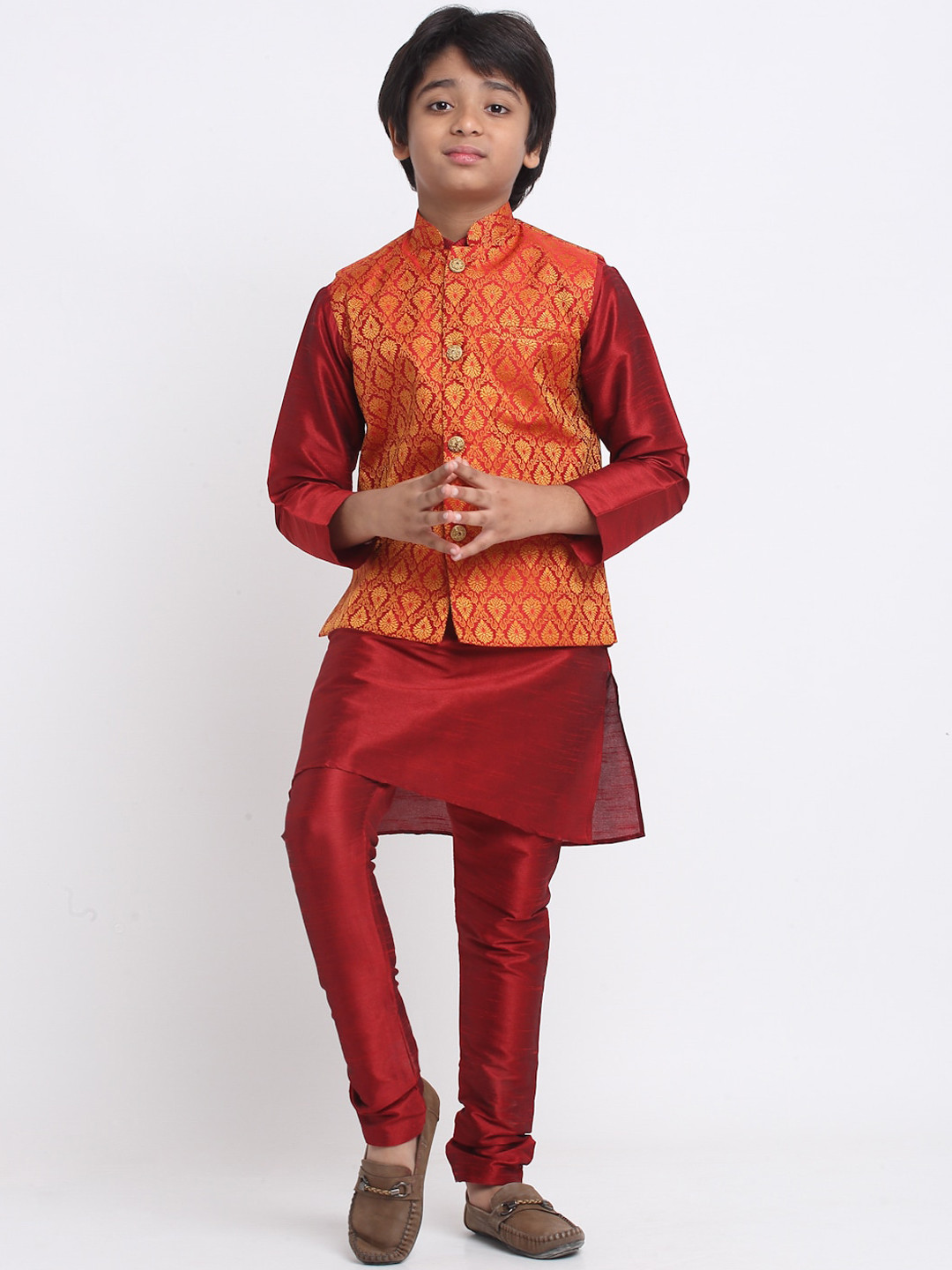 

KRAFT INDIA Kurta & Churidar With Nehru Jacket, Maroon