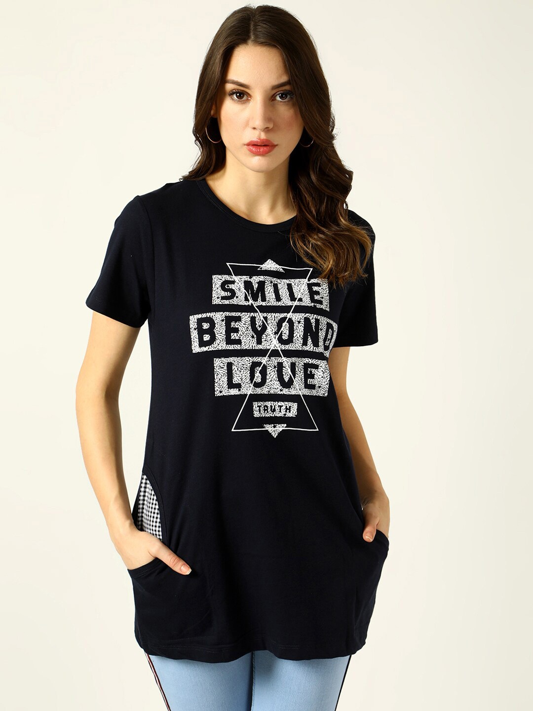 

V2 Value & Variety Navy Blue & White Typography Printed Round Neck Top