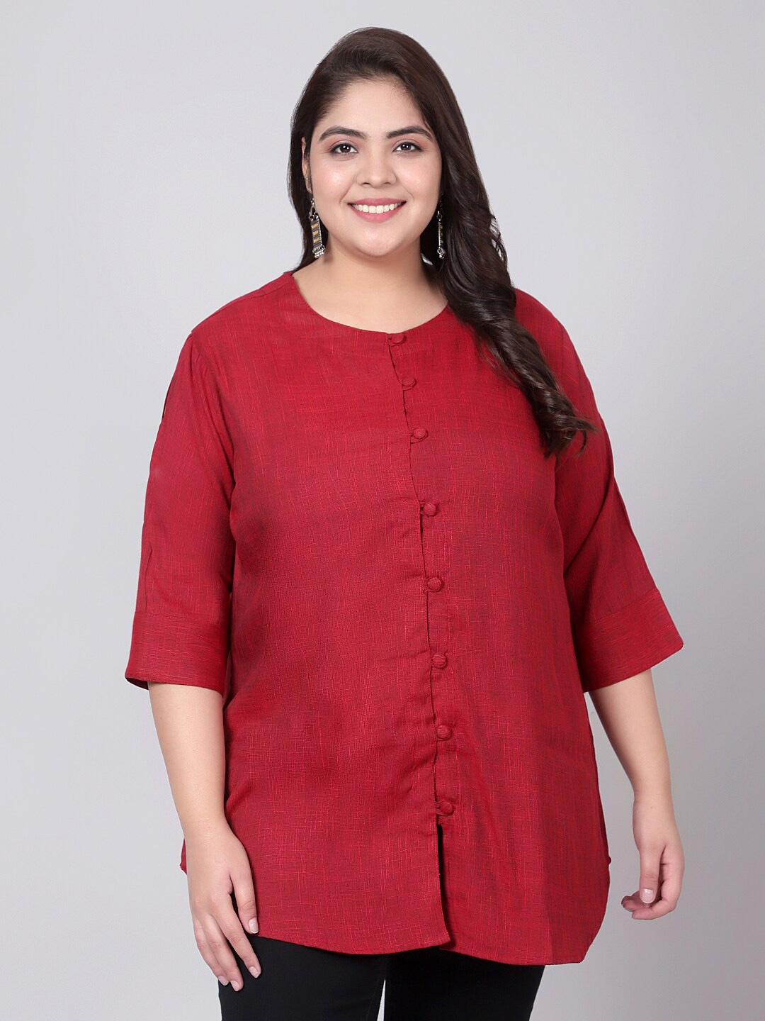 

Indietoga Plus Size Maroon Solid Linen Tunic