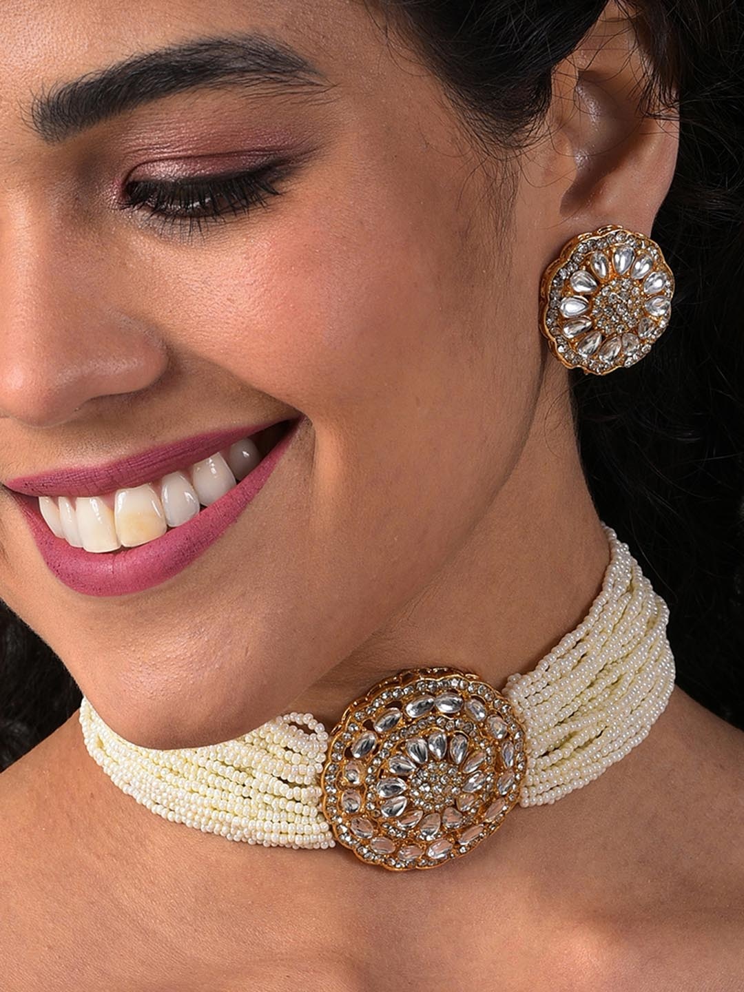

SOHI Gold-Plated White Pearl Jewellery Set